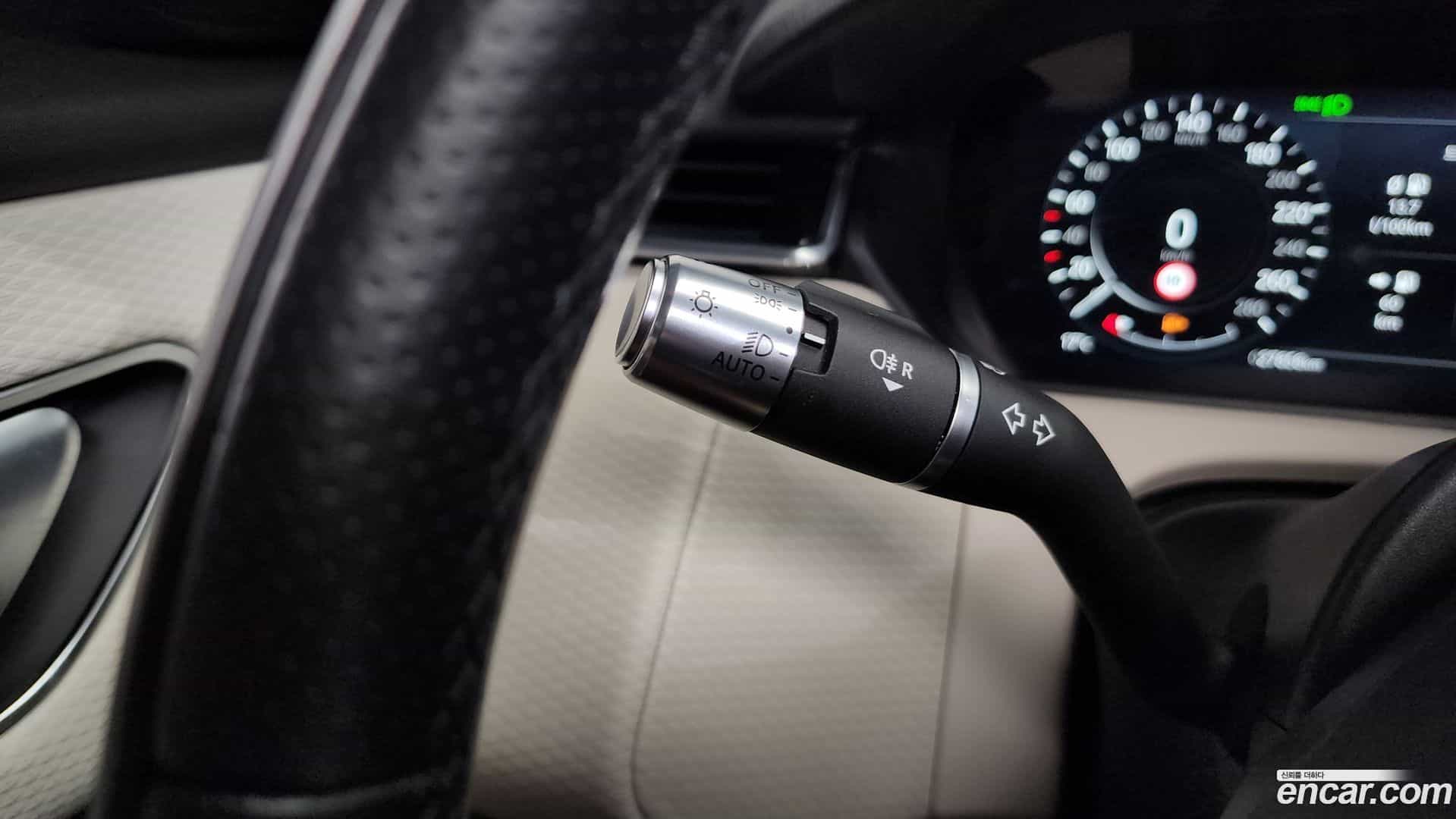 Range Rover Velar Land Rover 2022.11-OPTION-048