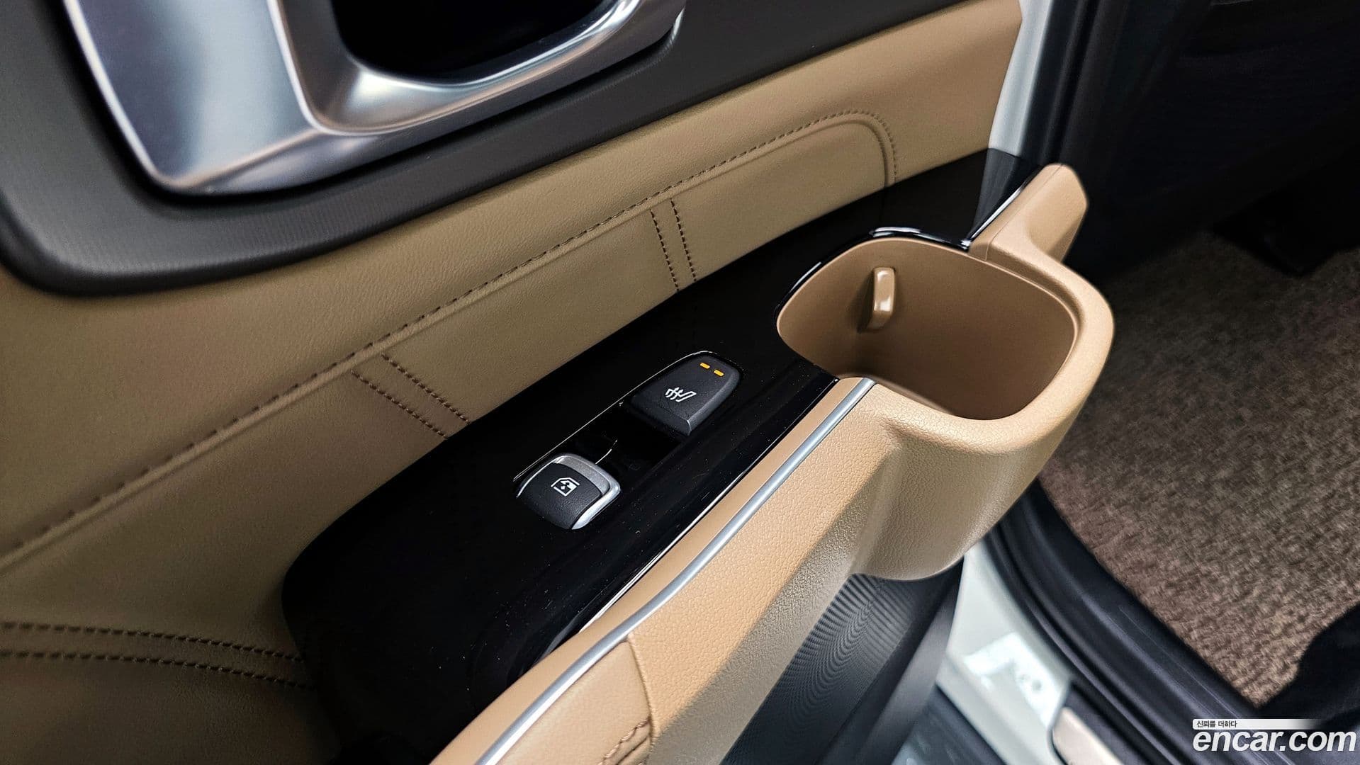 Main__Slider__Photo:Sorento Kia 2024.3-18