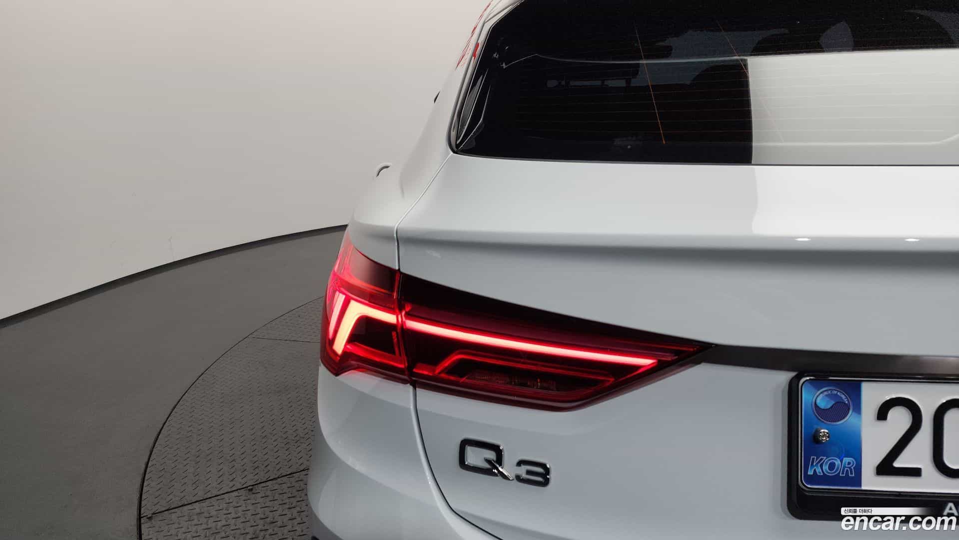 Q3 Audi 2024.11-OUTER-033