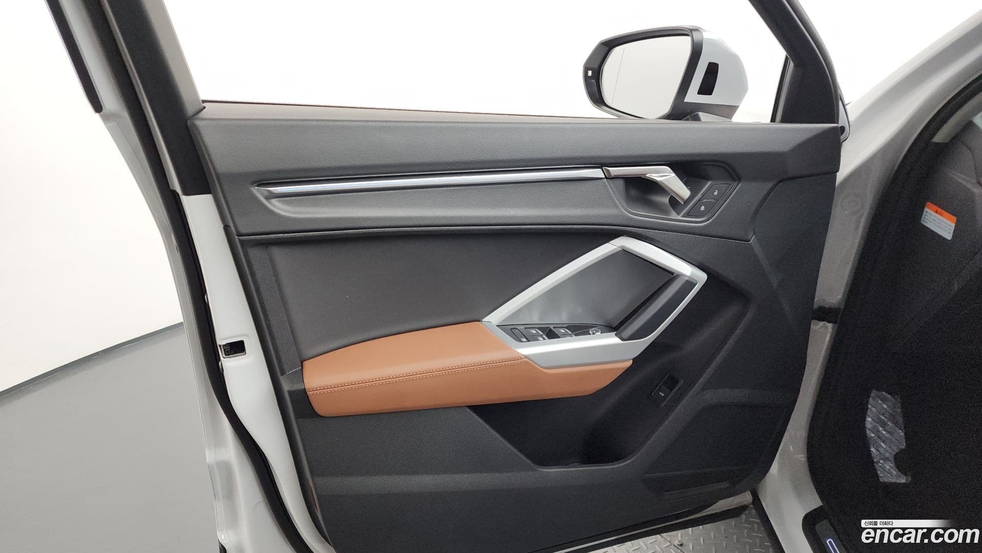 Main__Slider__Photo:Q3 Audi 2024.11-23