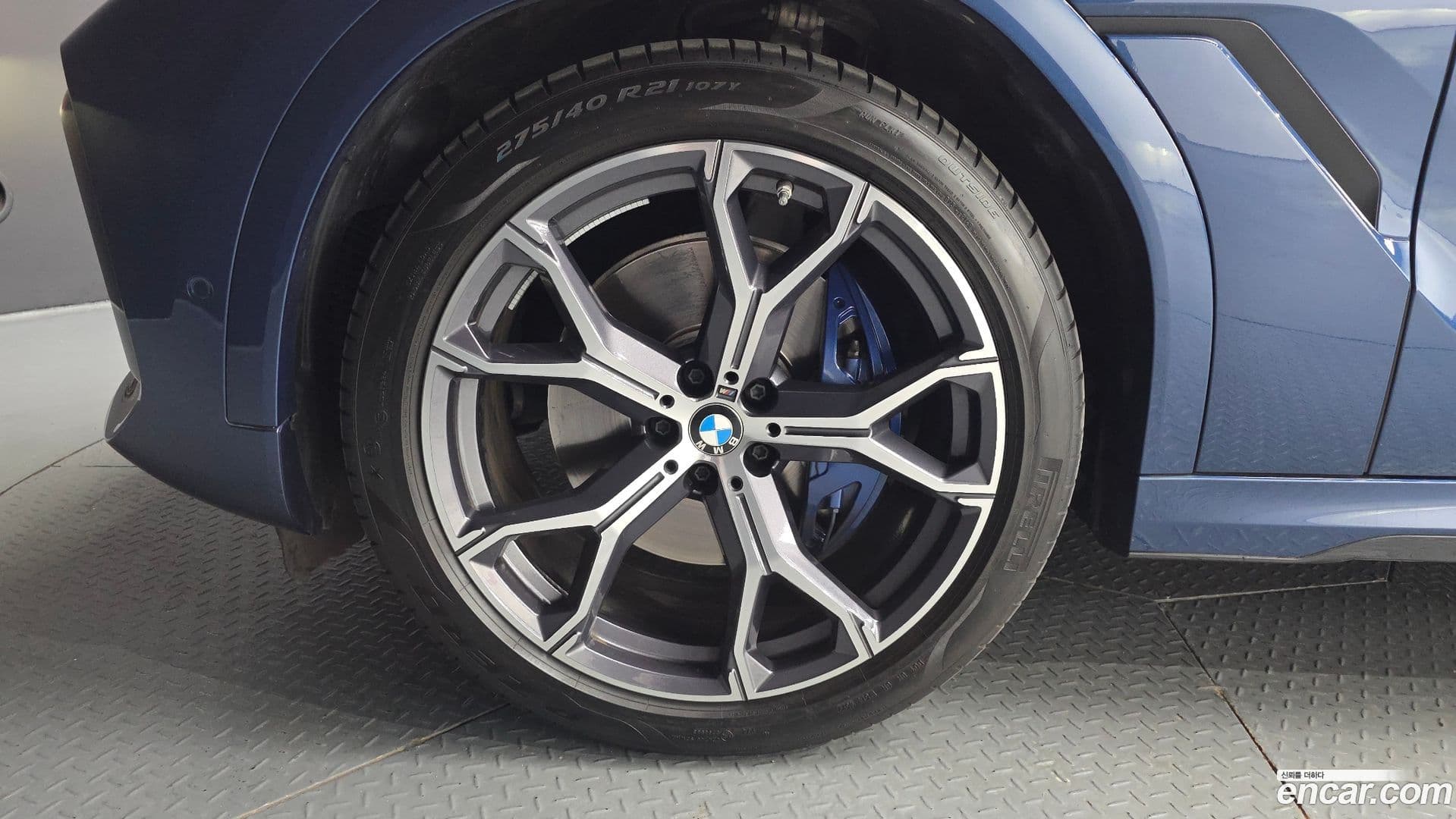 Main__Slider__Photo:X6 BMW 2023.3-4