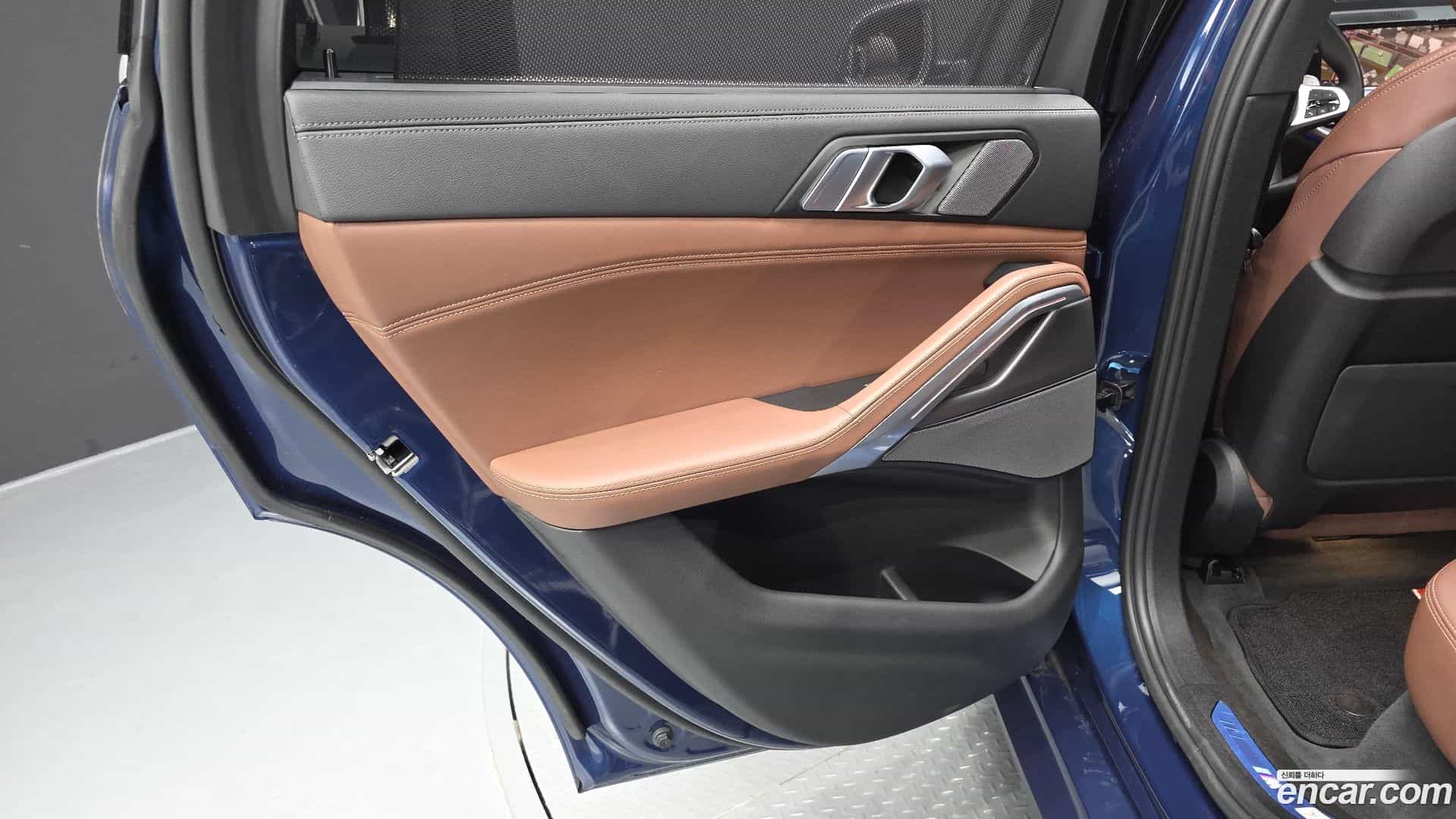 X6 BMW 2023.3-INNER-035