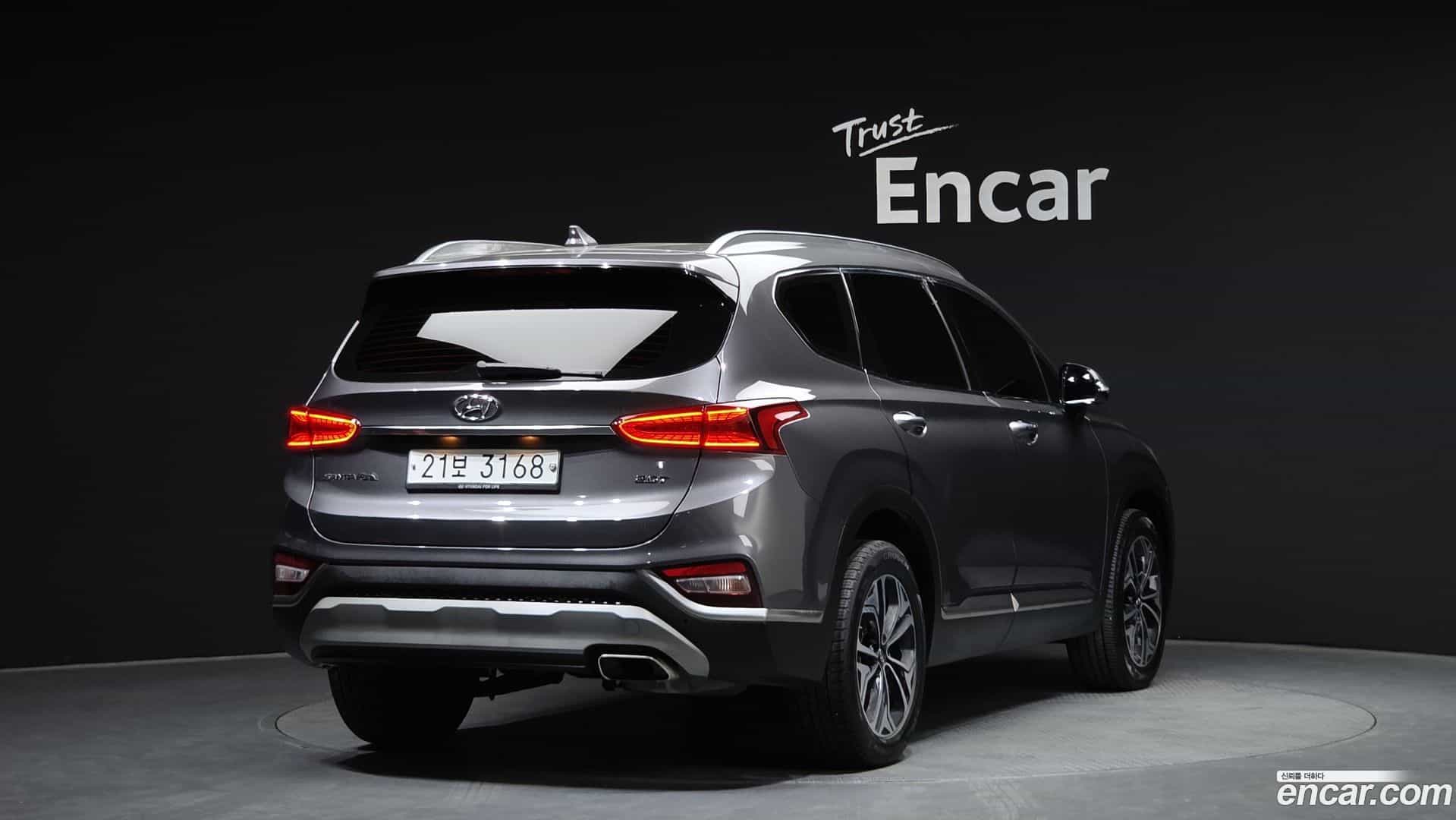 Santafe Hyundai 2019.0-OUTER-002