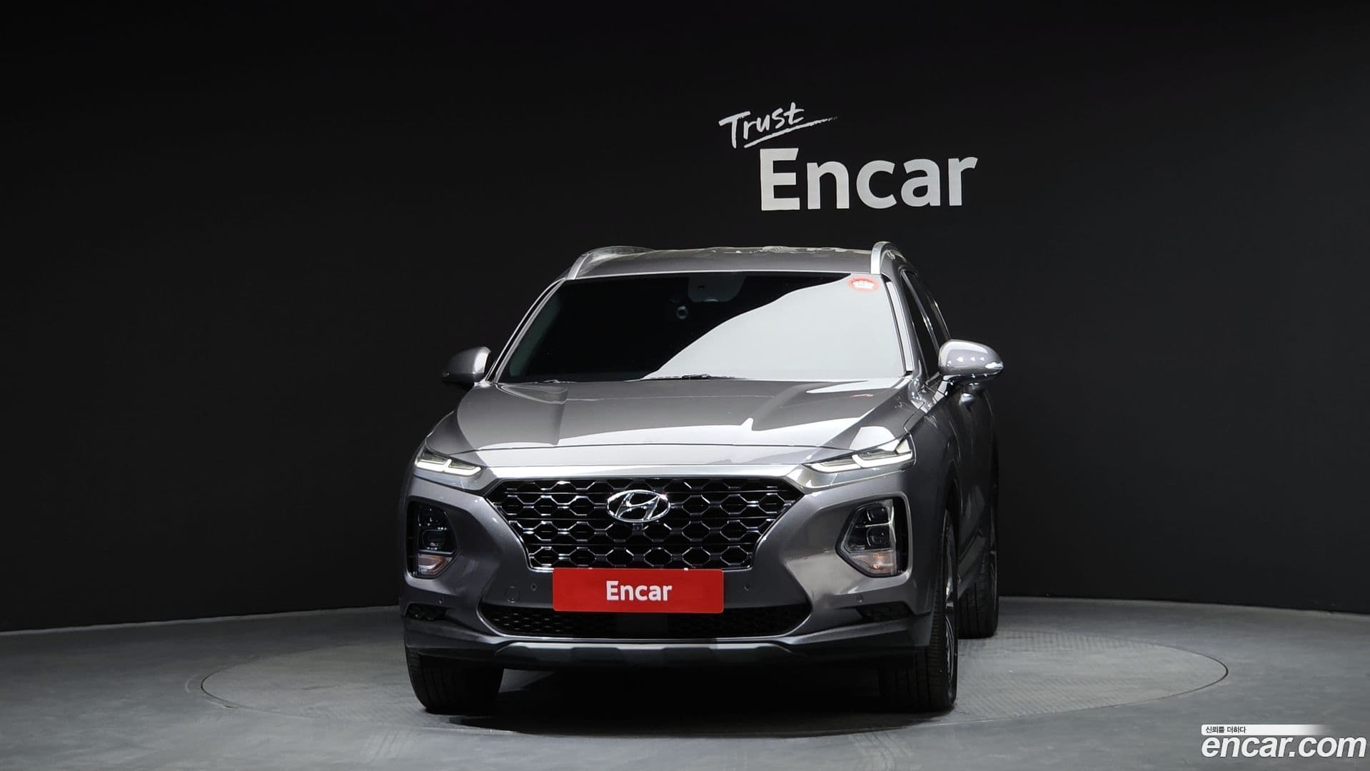 Main__Slider__Photo:Santafe Hyundai 2019.0-2