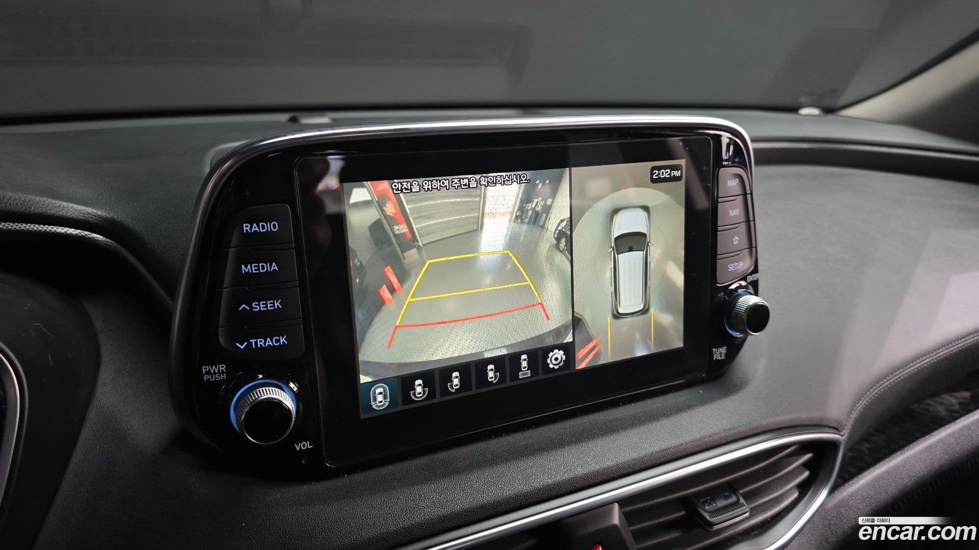 Main__Slider__Photo:Santafe Hyundai 2019.0-14