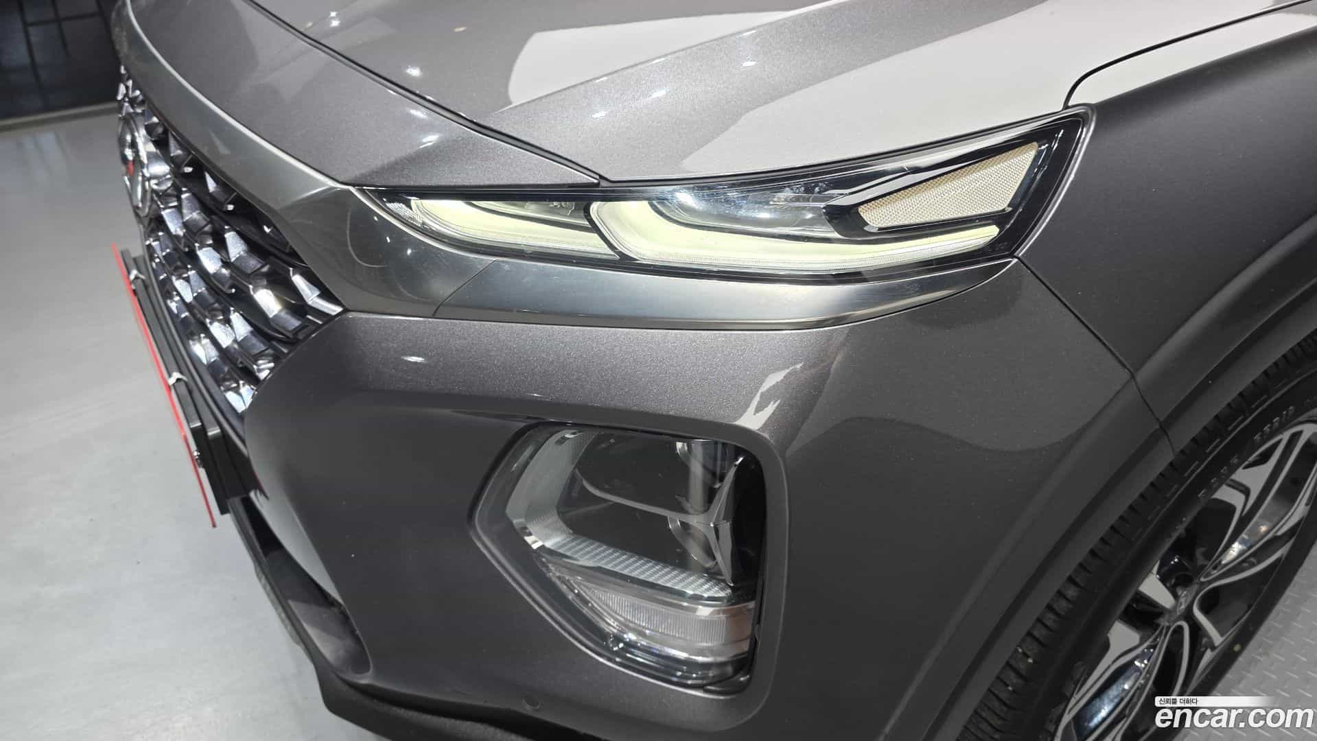 Santafe Hyundai 2019.0-OUTER-032