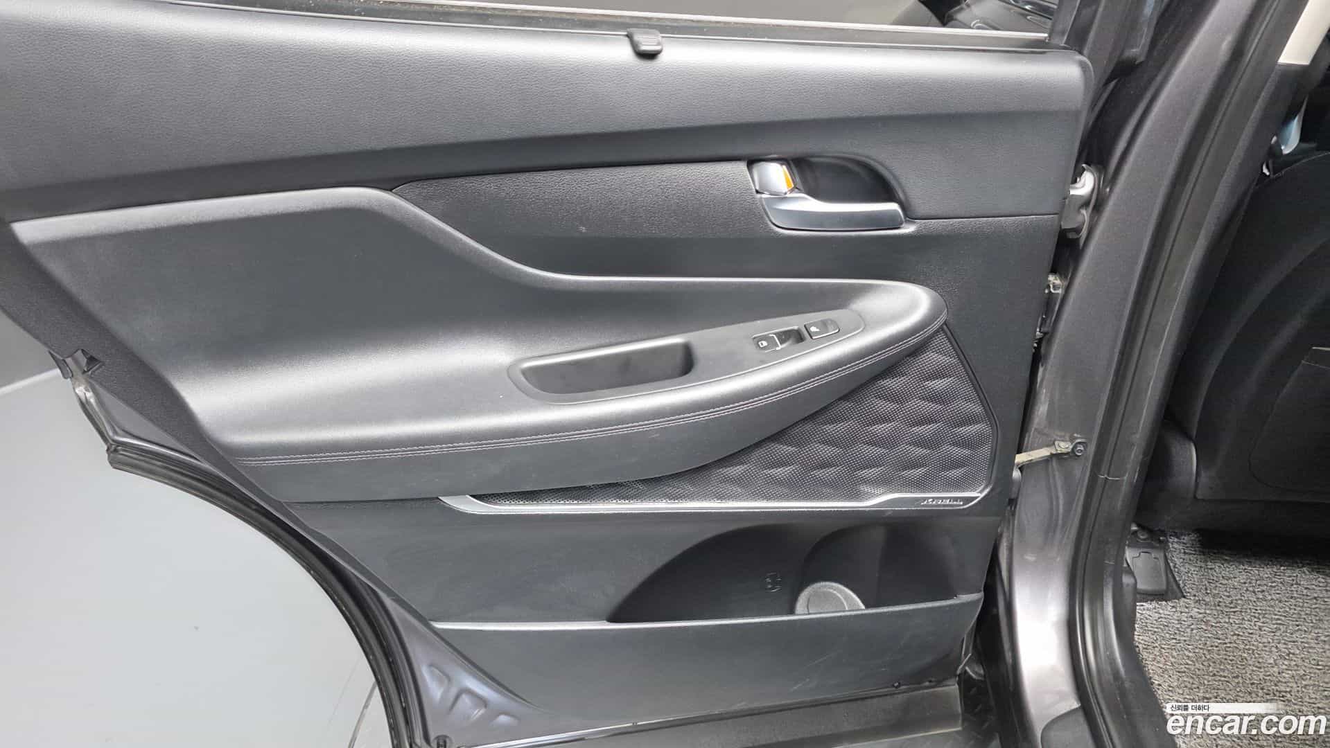 Santafe Hyundai 2019.0-INNER-035