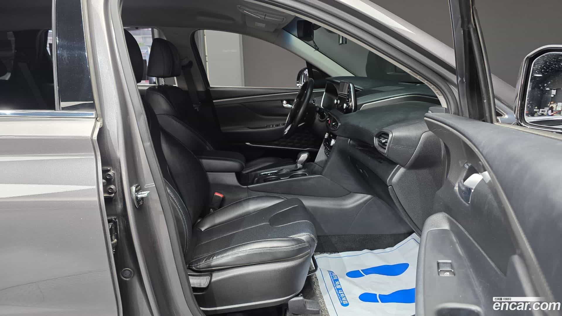 Santafe Hyundai 2019.0-INNER-036