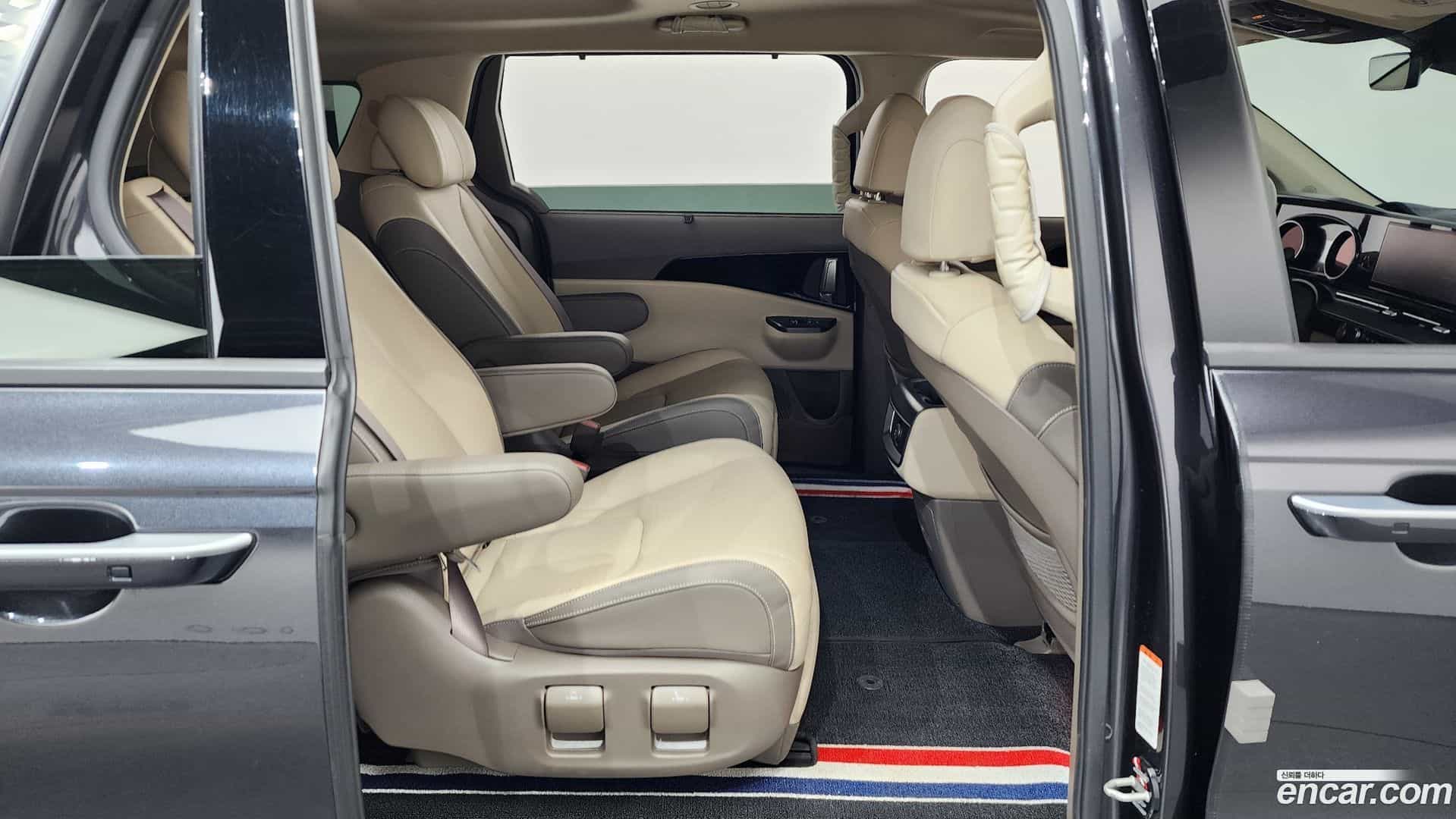 Canival Kia 2021.4-OPTION-015