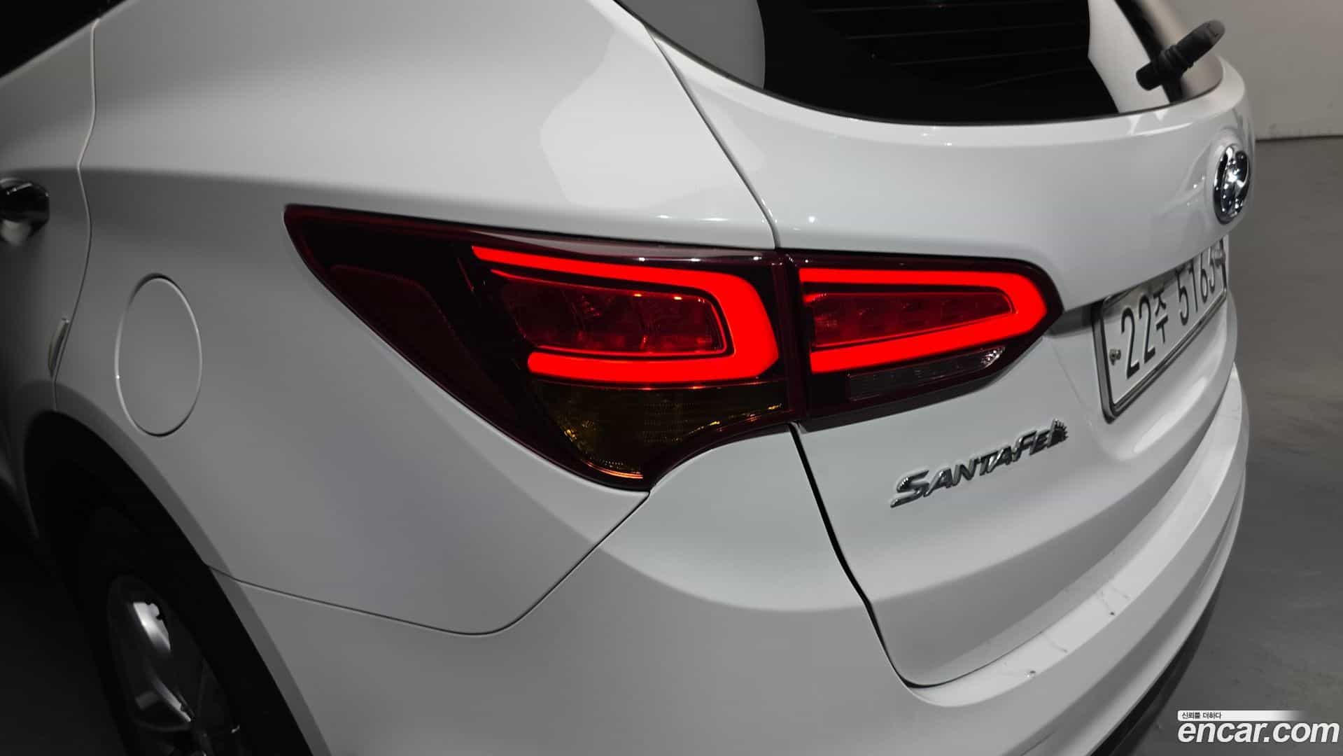 Santafe Hyundai 2015.7-OUTER-033