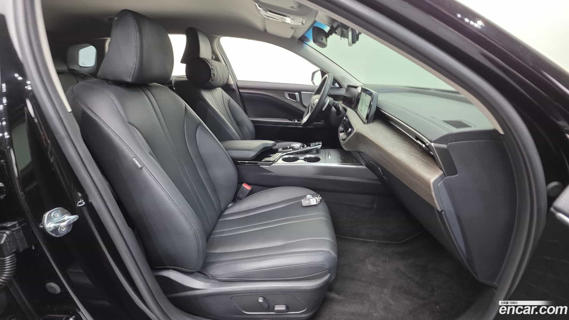 K8 Kia 2024.2-INNER-010