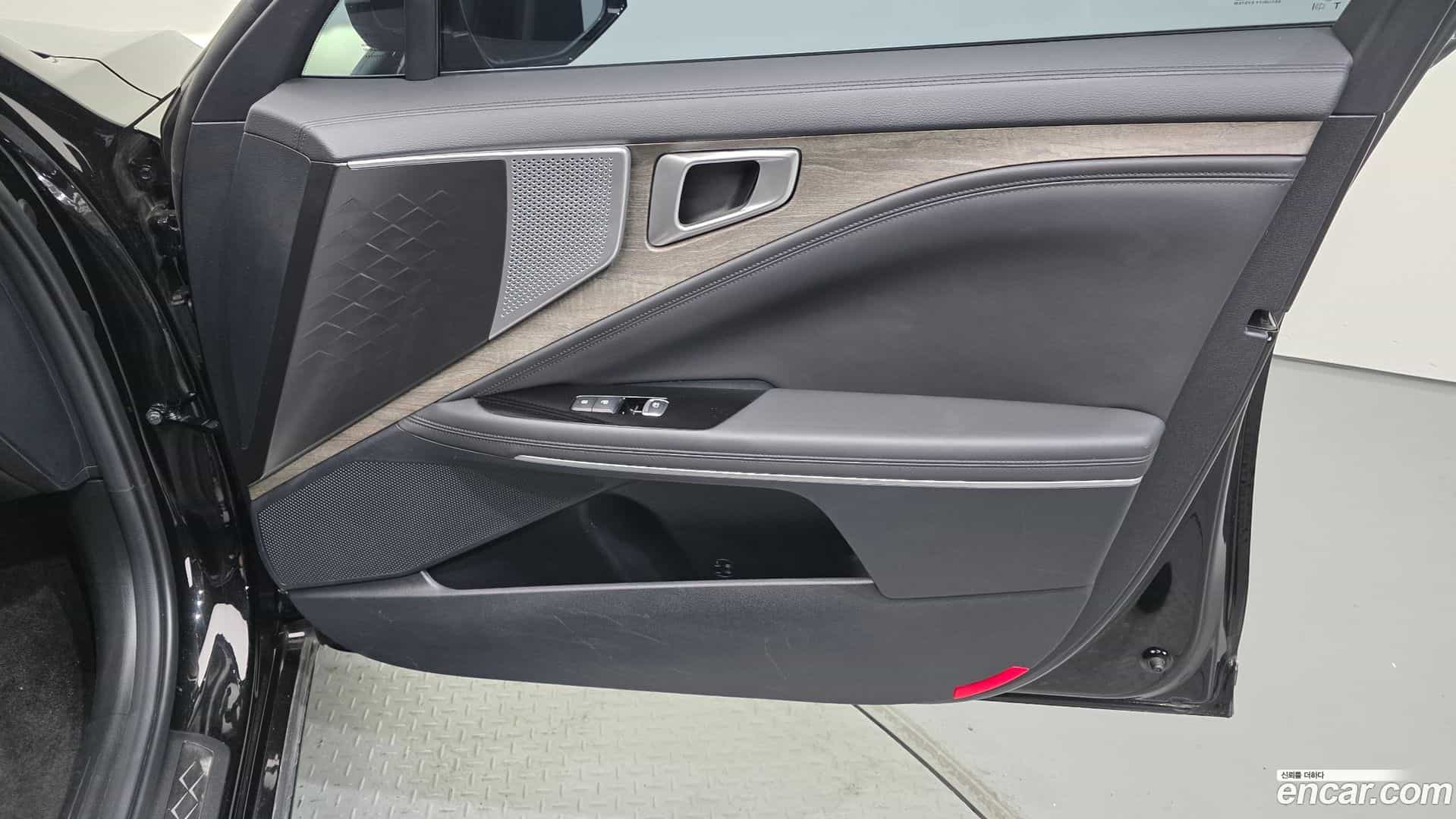 K8 Kia 2024.2-INNER-035
