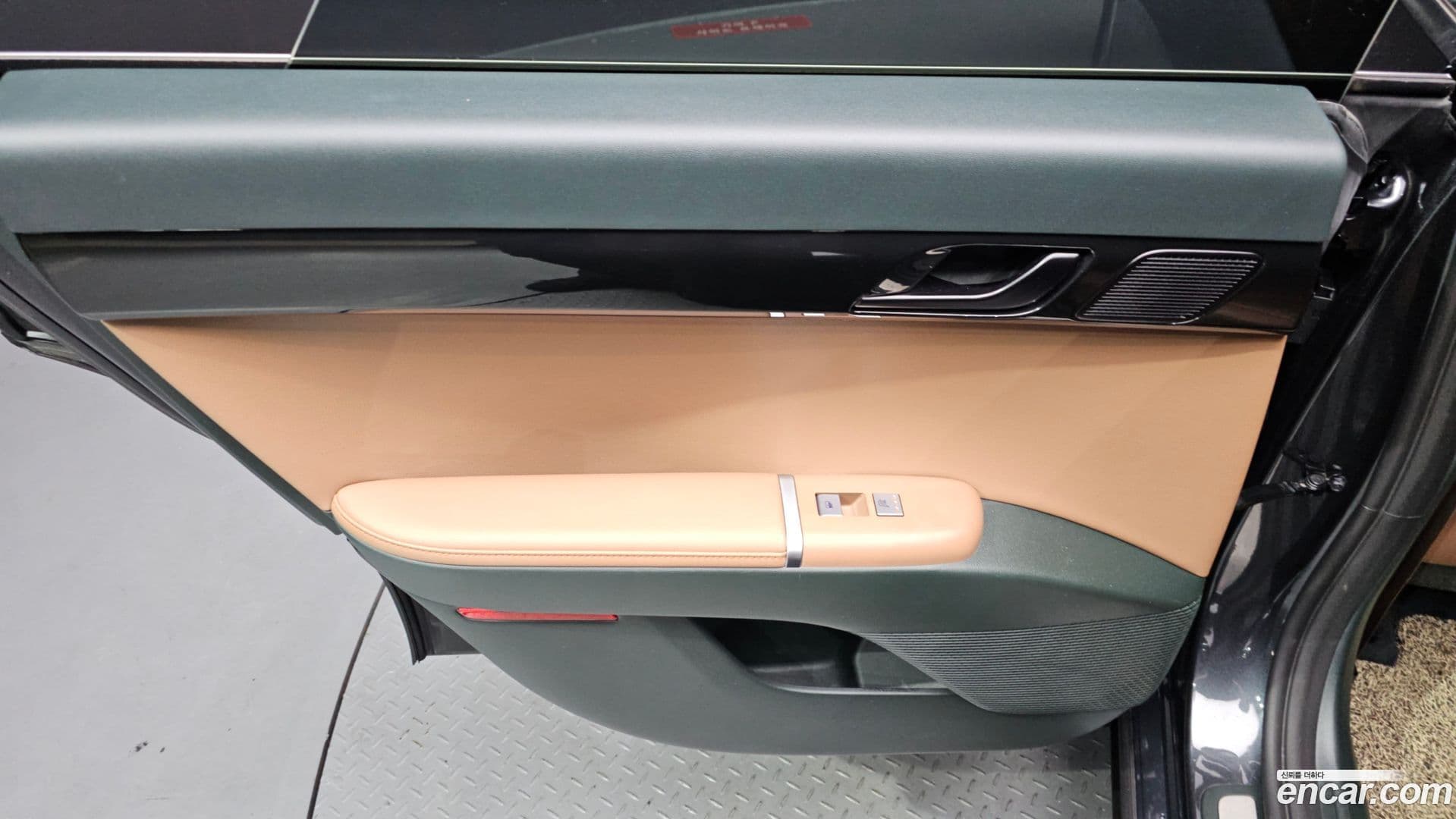 Main__Slider__Photo:Grandeur Hyundai 2023.2-24
