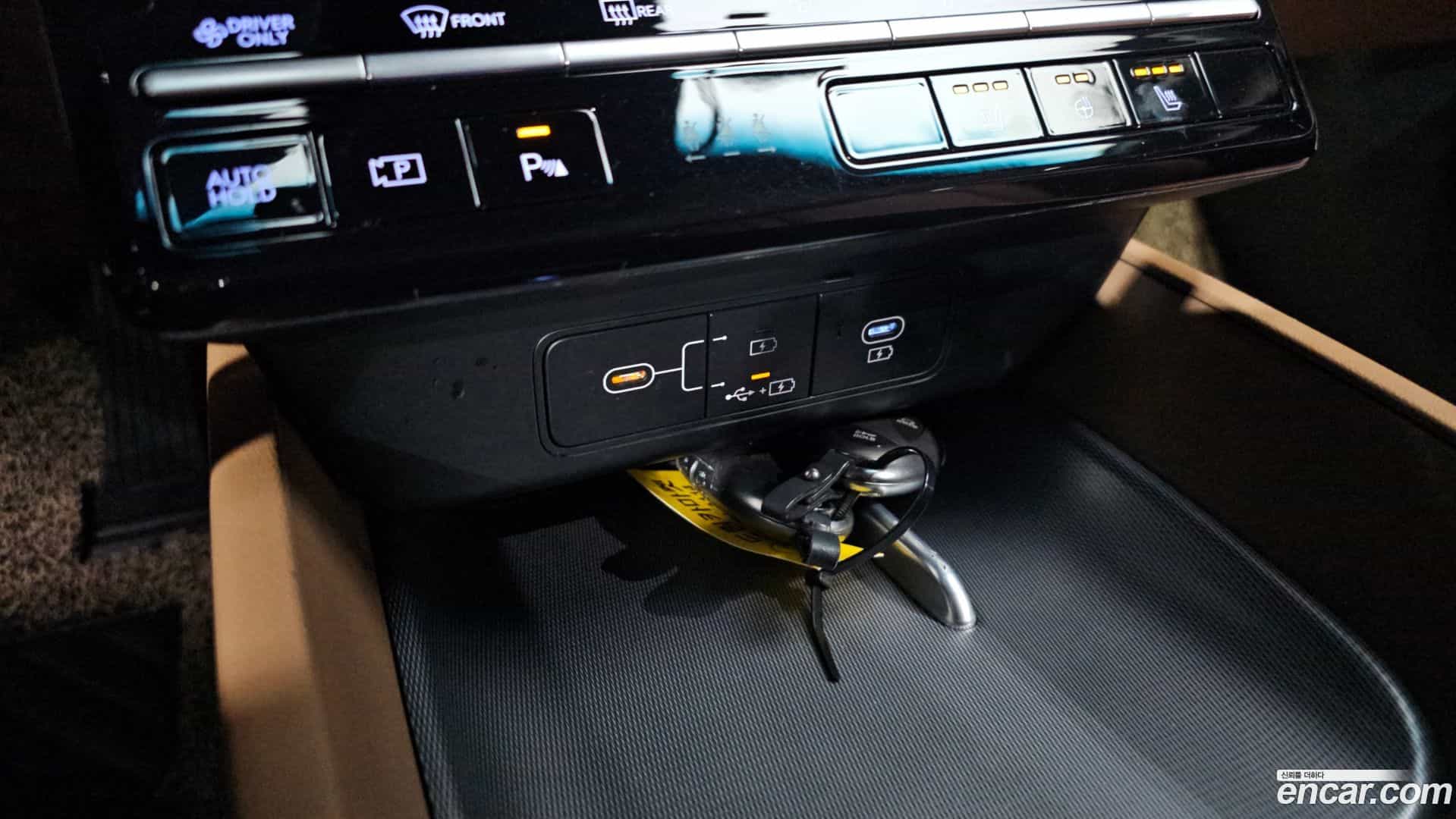 Grandeur Hyundai 2023.2-OPTION-042