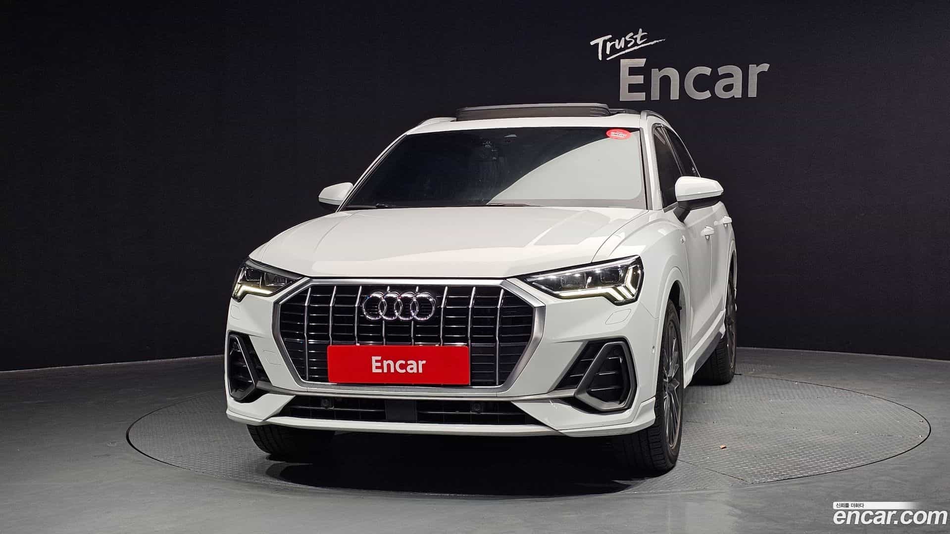 Q3 Audi 2023.1-OUTER-003