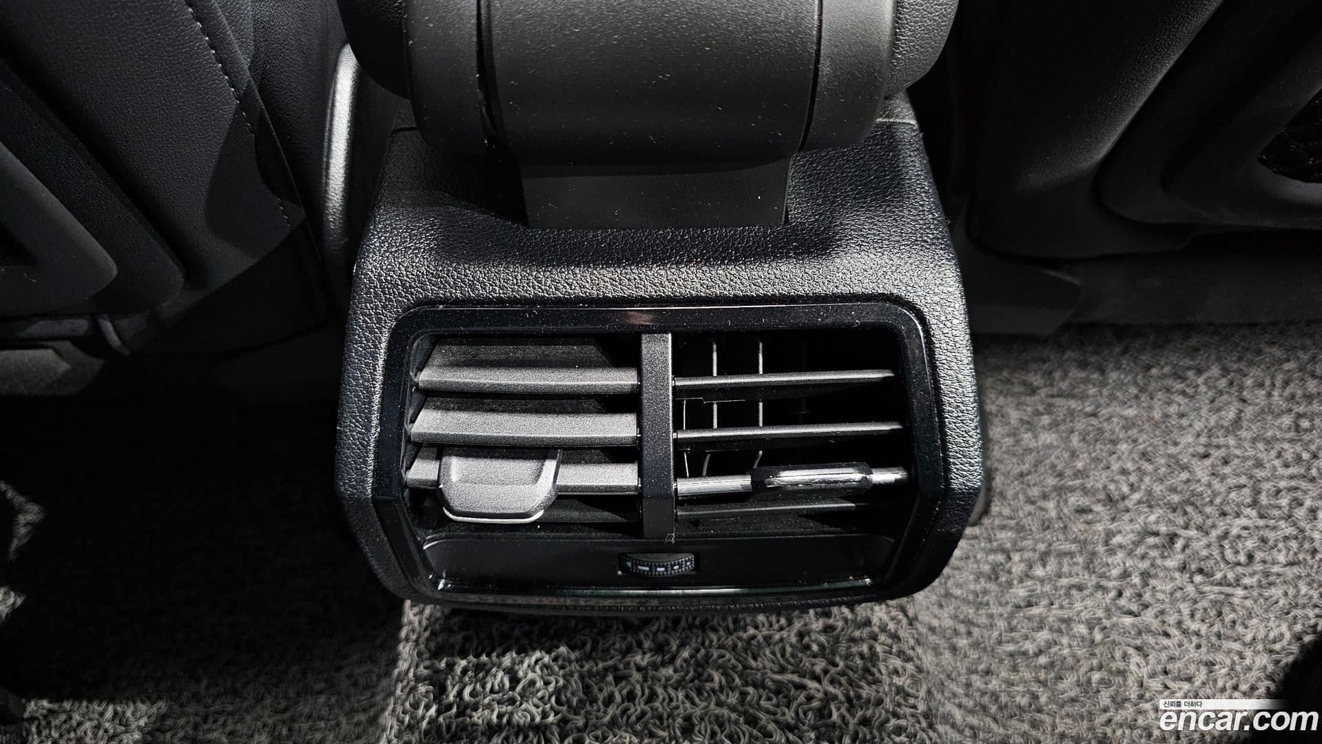 Main__Slider__Photo:Q3 Audi 2023.1-18