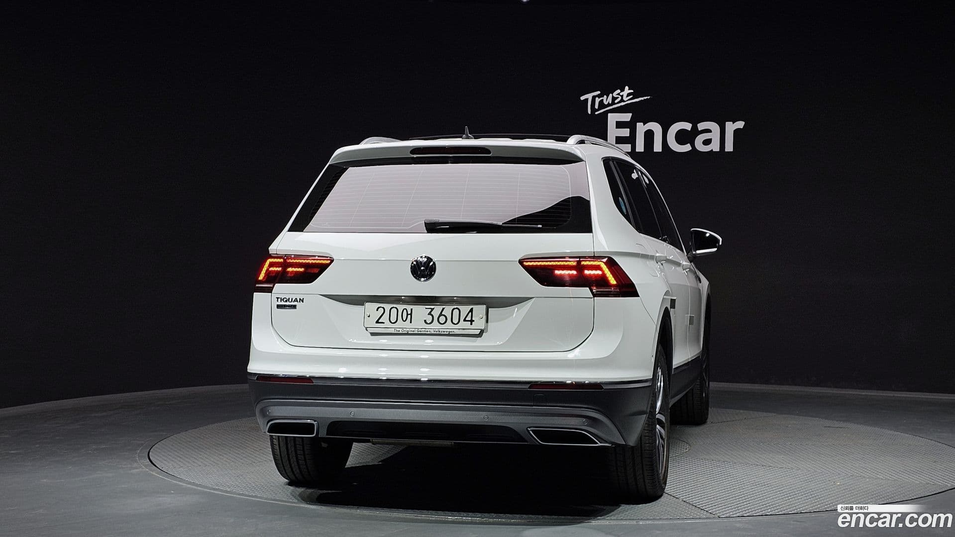 Main__Slider__Photo:Tiguan Volkswagen 2018.10-3