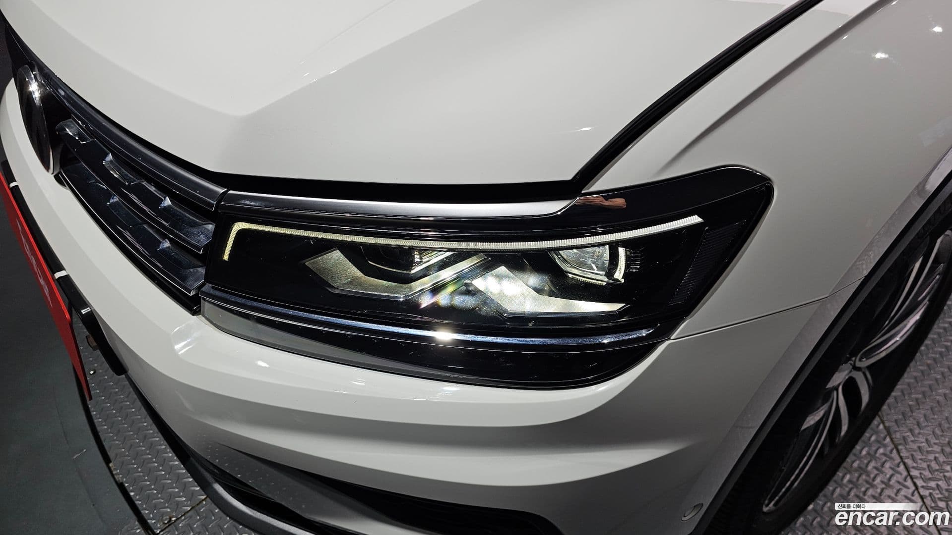 Main__Slider__Photo:Tiguan Volkswagen 2018.10-21