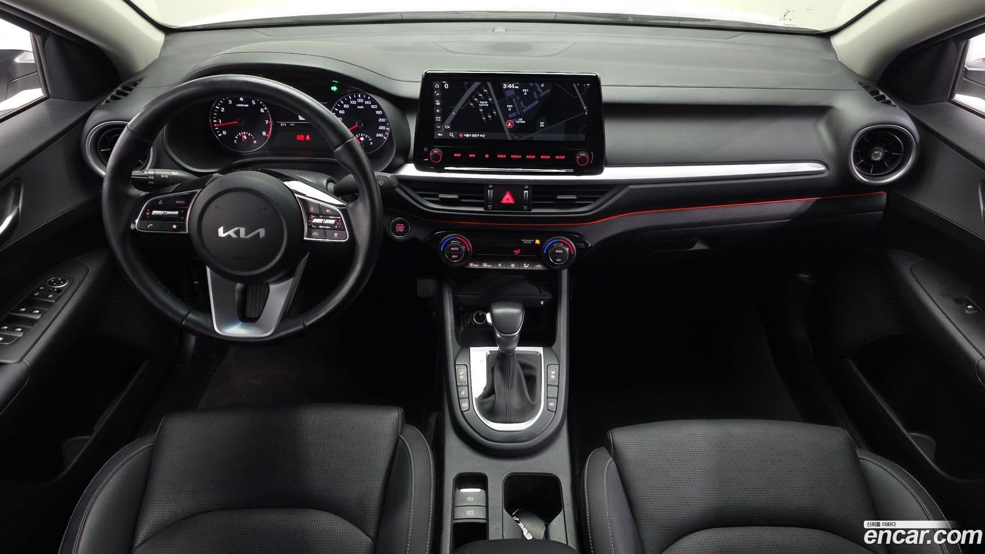 Main__Slider__Photo:K3 Kia 2022.1-6
