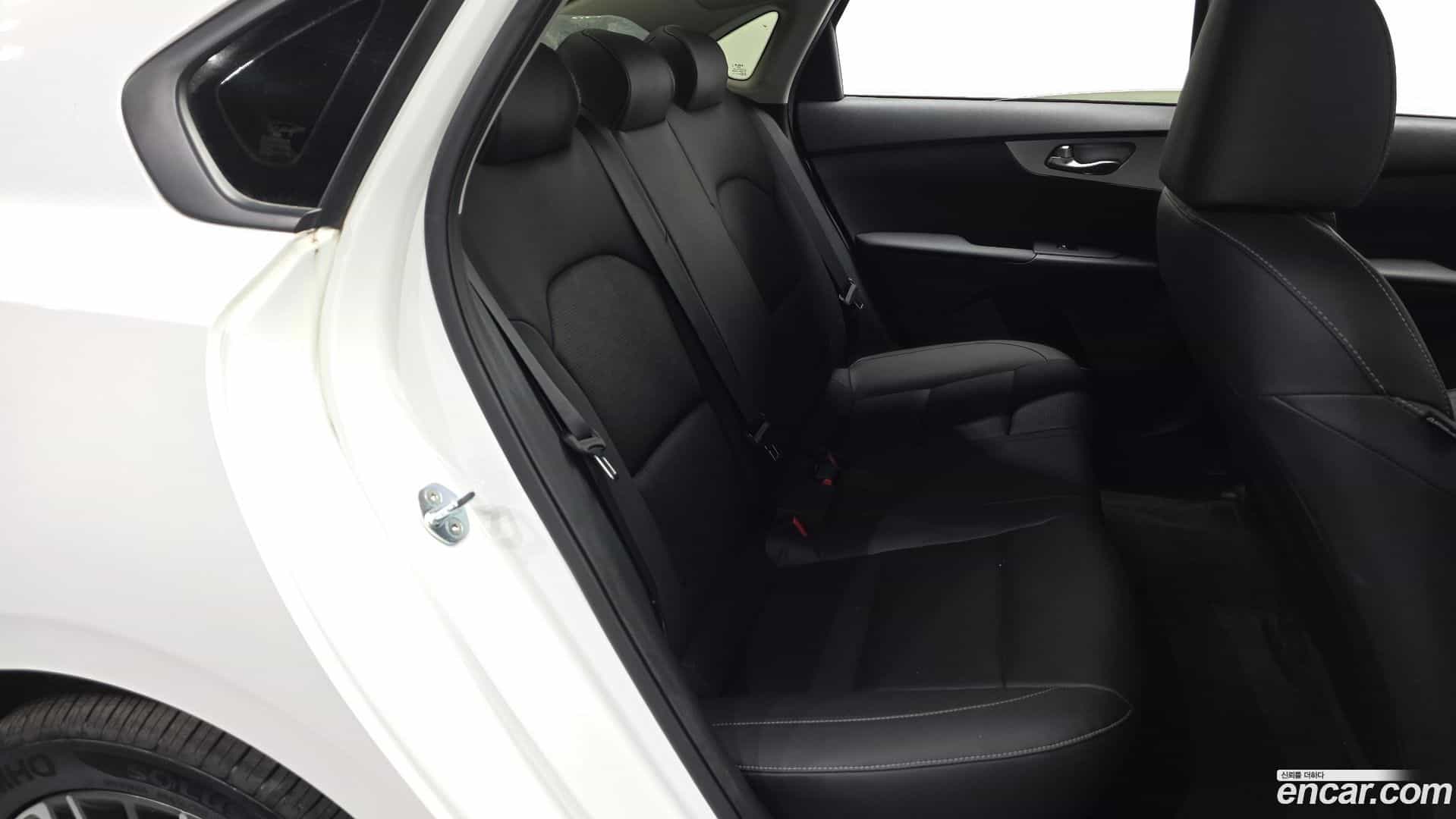 K3 Kia 2022.1-OPTION-015