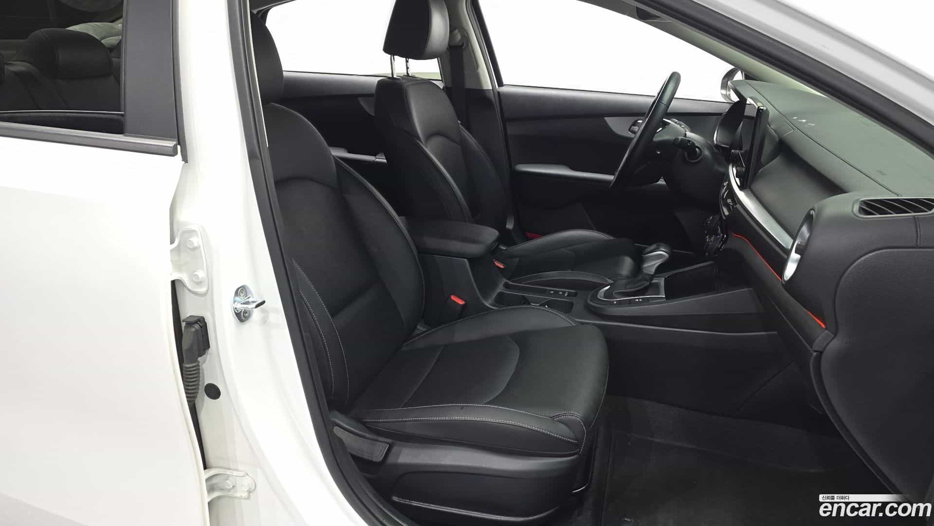 K3 Kia 2022.1-OPTION-016