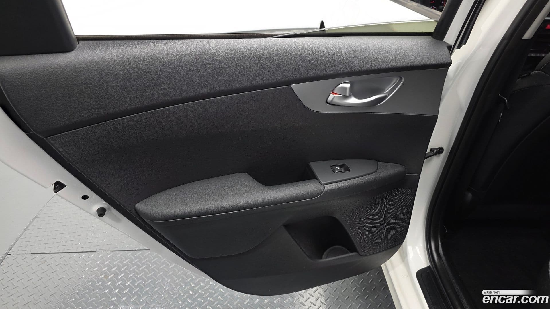 Main__Slider__Photo:K3 Kia 2022.1-24
