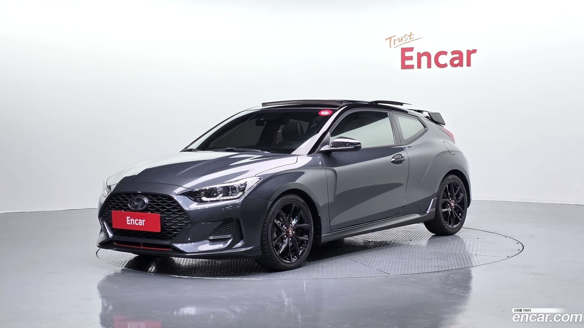 Main__Slider__Photo:Veloster Hyundai 2020.6-0