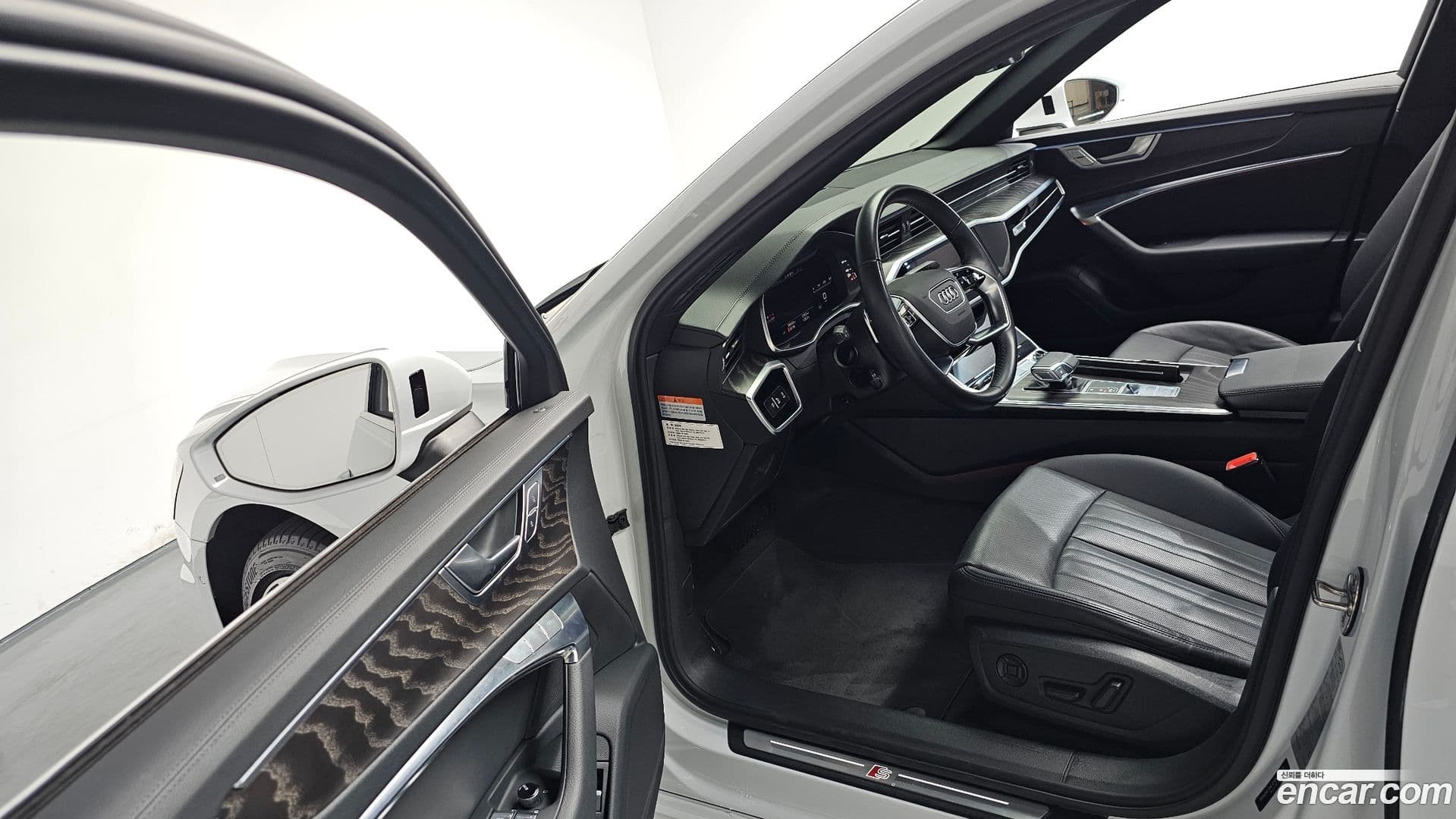 Main__Slider__Photo:A6 Audi 2023.8-9