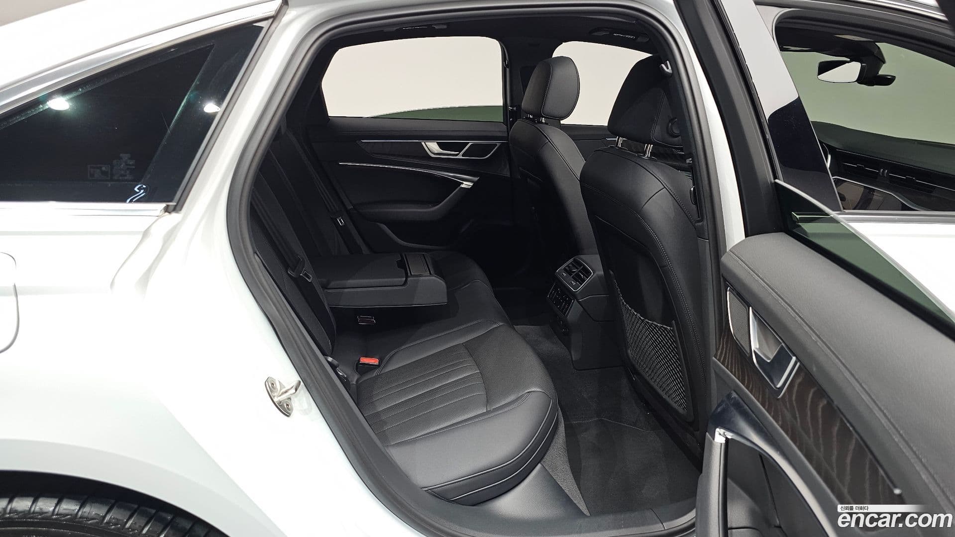 Main__Slider__Photo:A6 Audi 2023.8-10