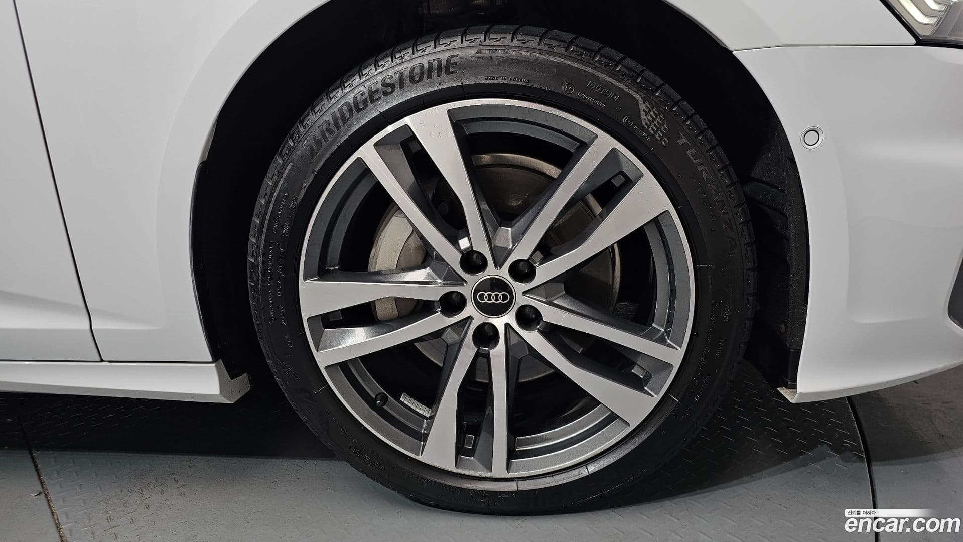 Main__Slider__Photo:A6 Audi 2023.8-20