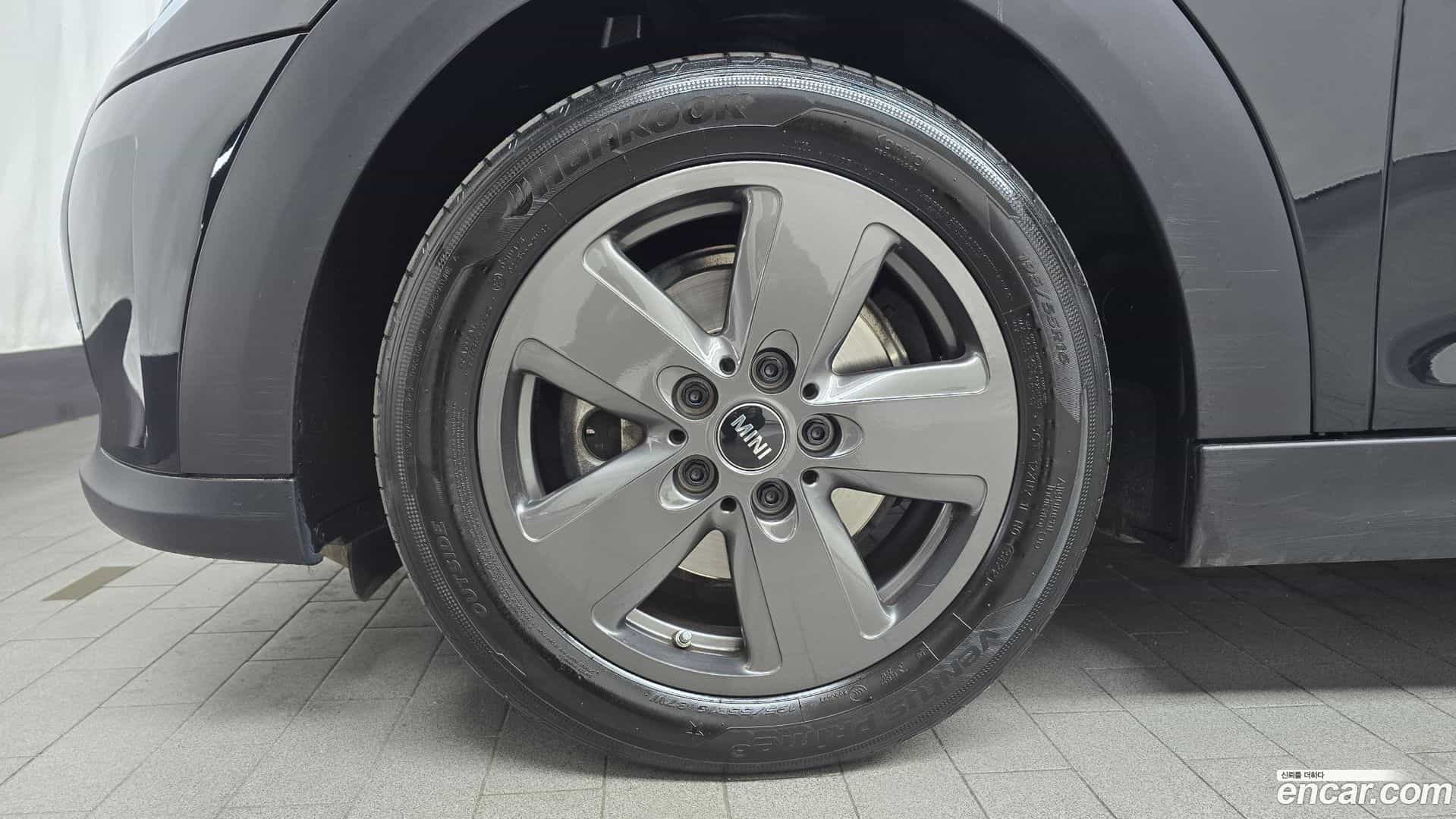 Cooper Mini 2023.0-OUTER-005
