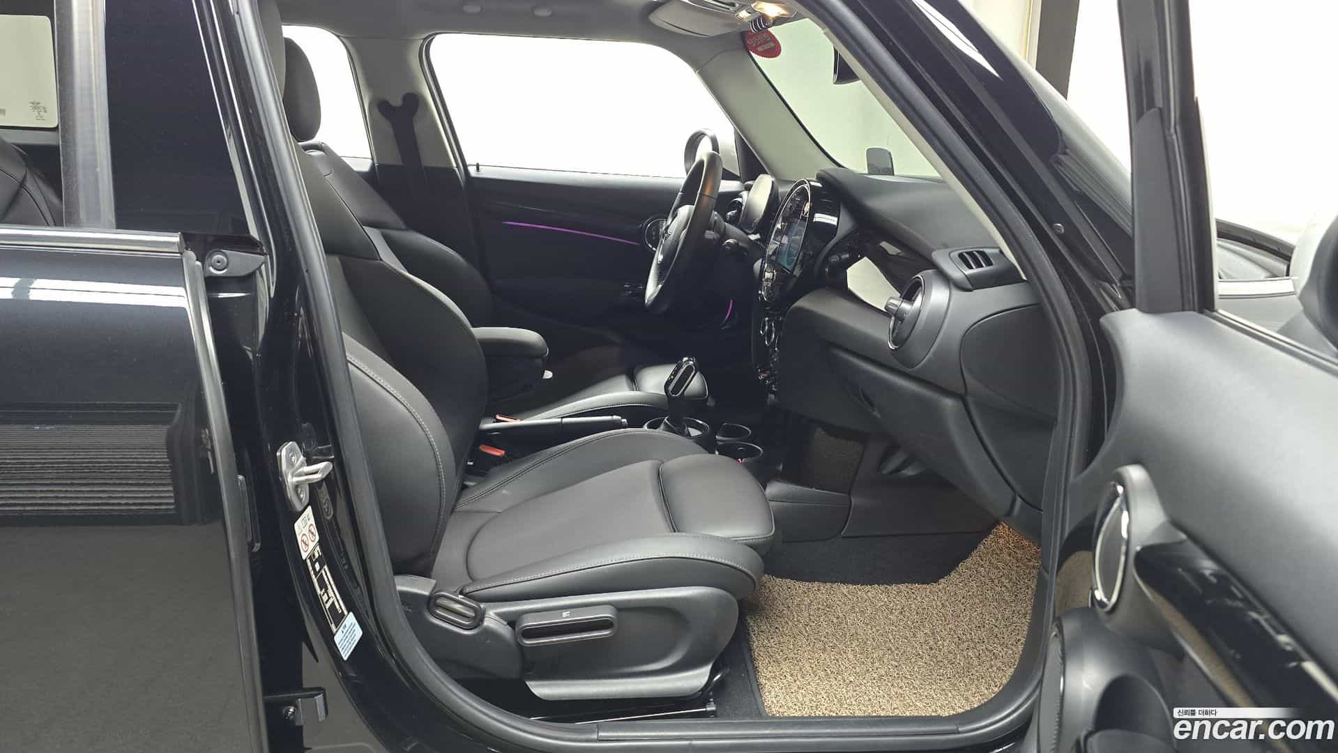 Cooper Mini 2023.0-INNER-036