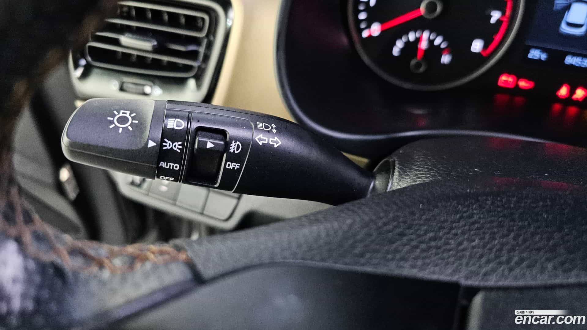 Stonic Kia 2018.11-OPTION-023