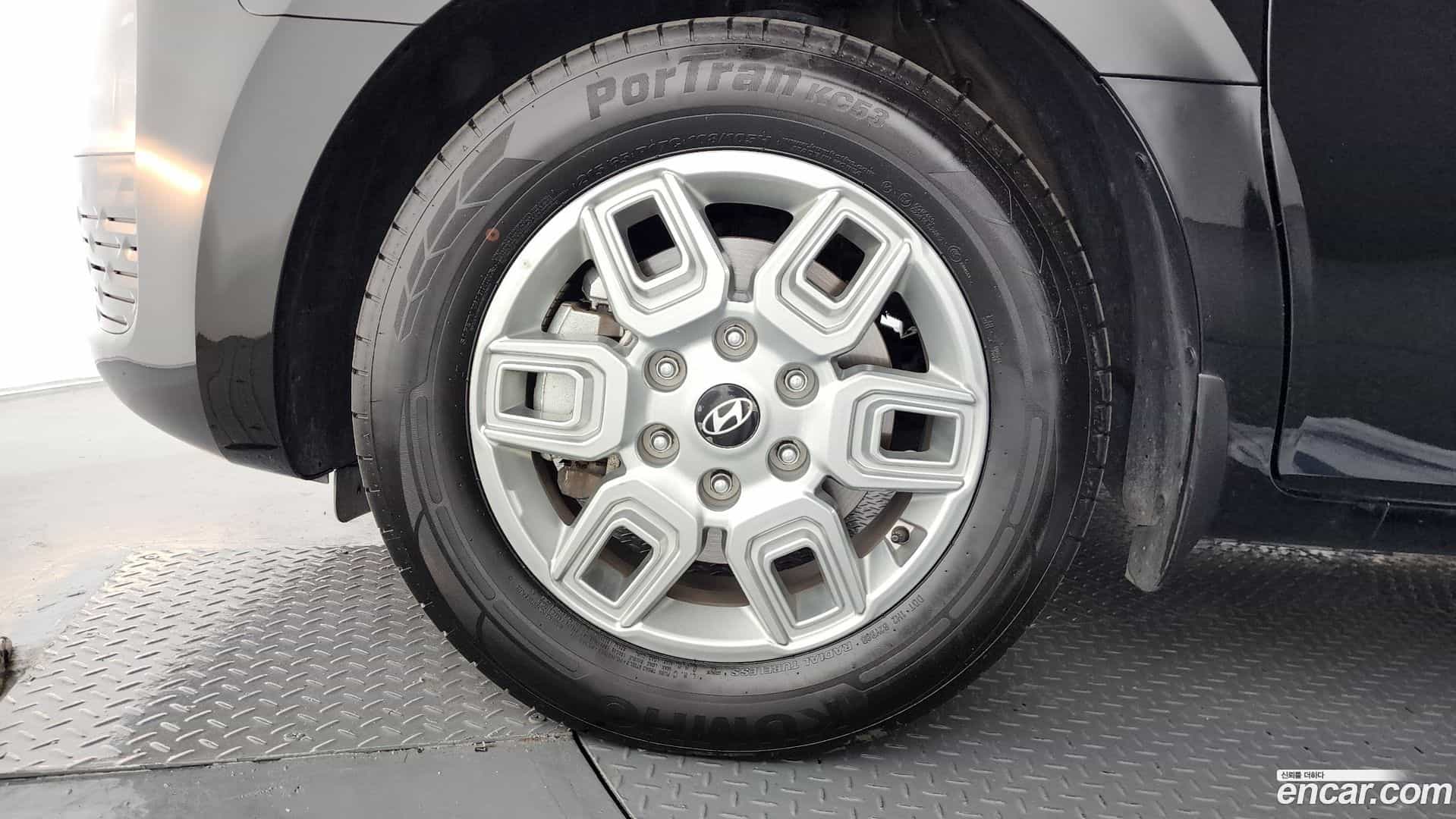Staria Hyundai 2024.9-OUTER-005