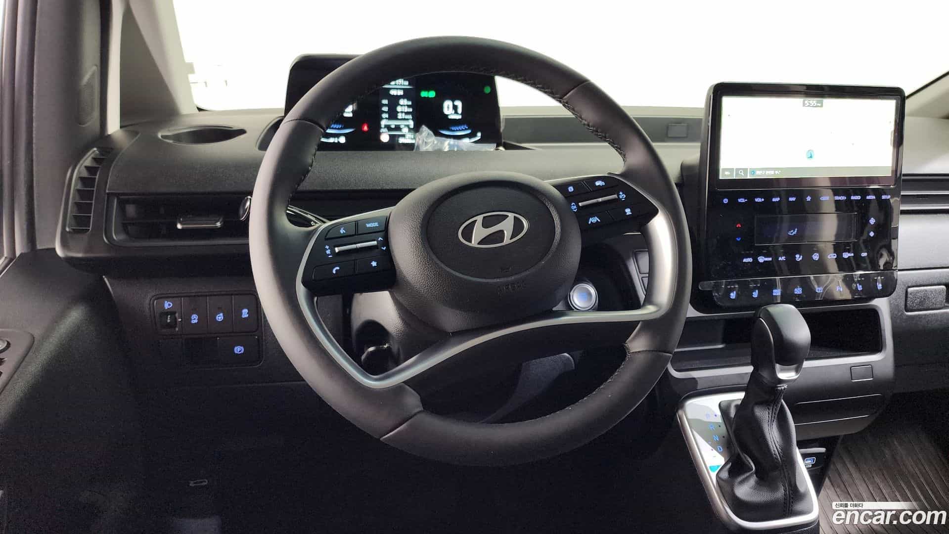 Staria Hyundai 2024.9-OPTION-016