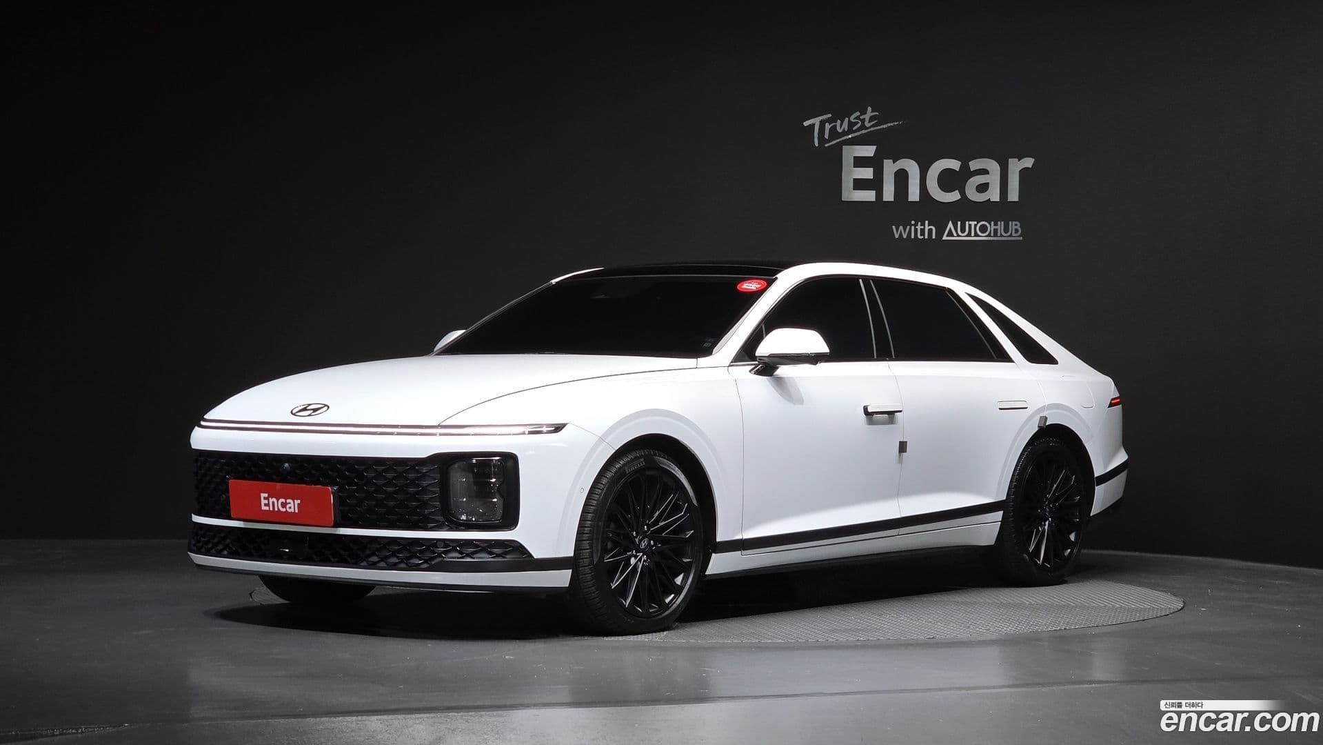 Main__Slider__Photo:Grandeur Hyundai 2023.7-0