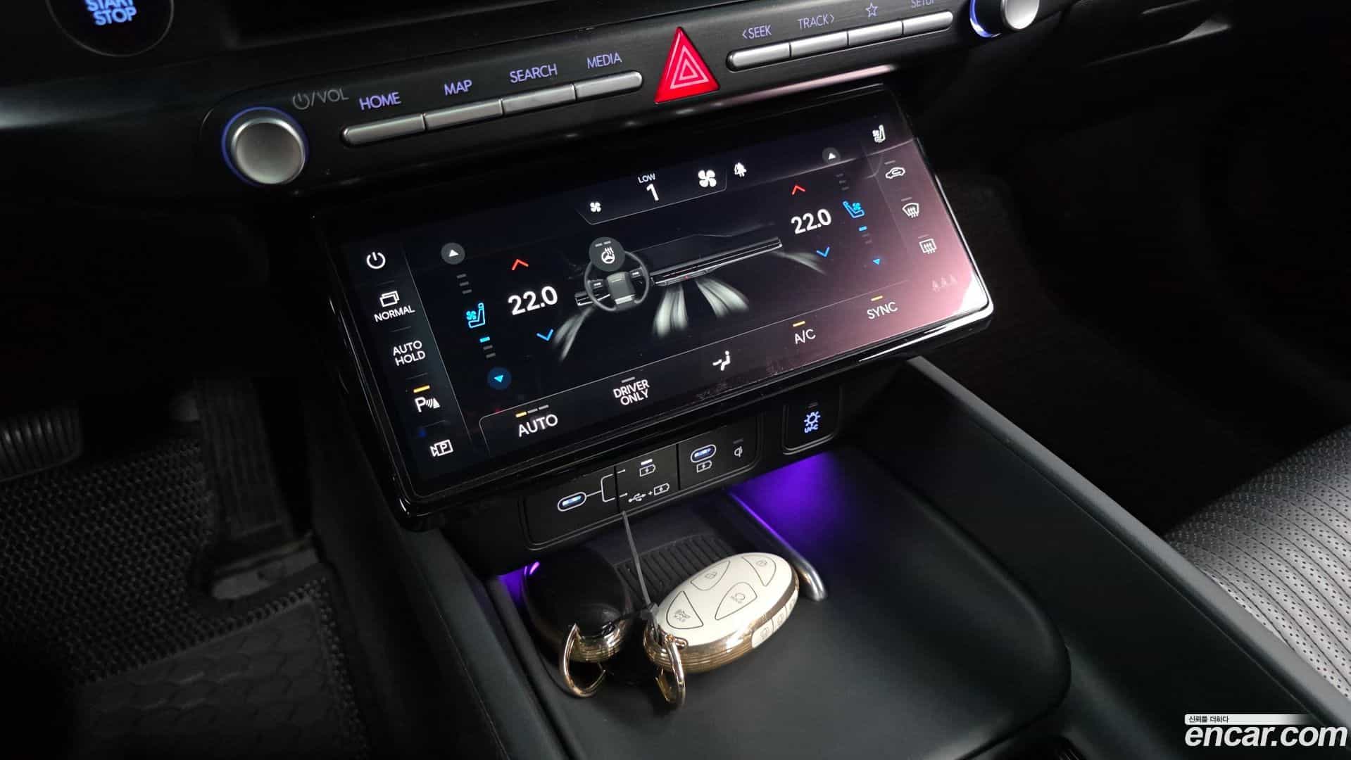 Grandeur Hyundai 2023.7-OPTION-042
