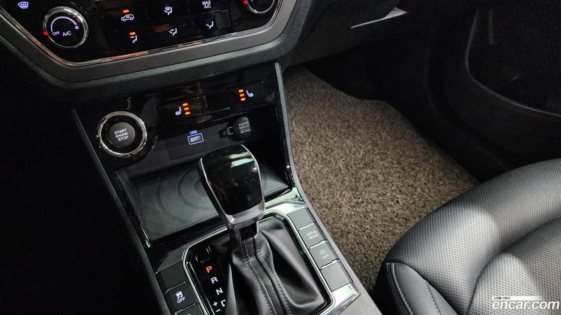 KORANDO KG Mobility 2019.8-INNER-009