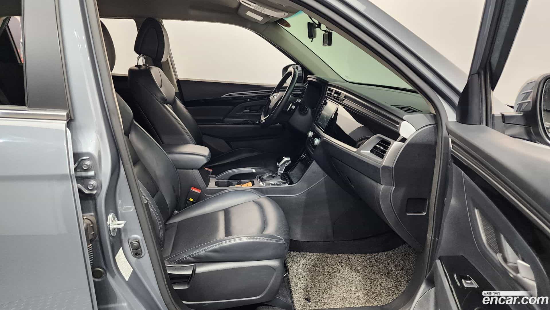 KORANDO KG Mobility 2019.8-INNER-036