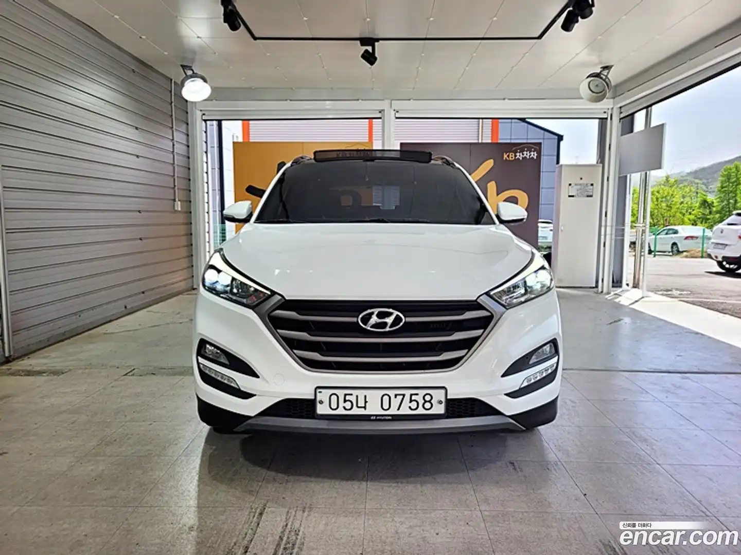 Tucson Hyundai 2016.6-OUTER-003
