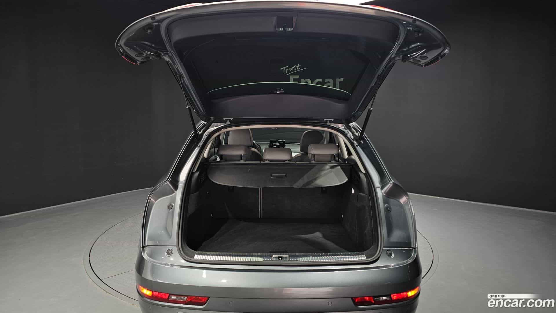 Q3 Audi 2015.6-OPTION-024
