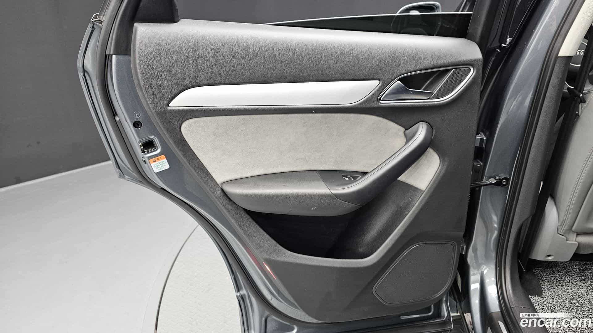 Q3 Audi 2015.6-INNER-035