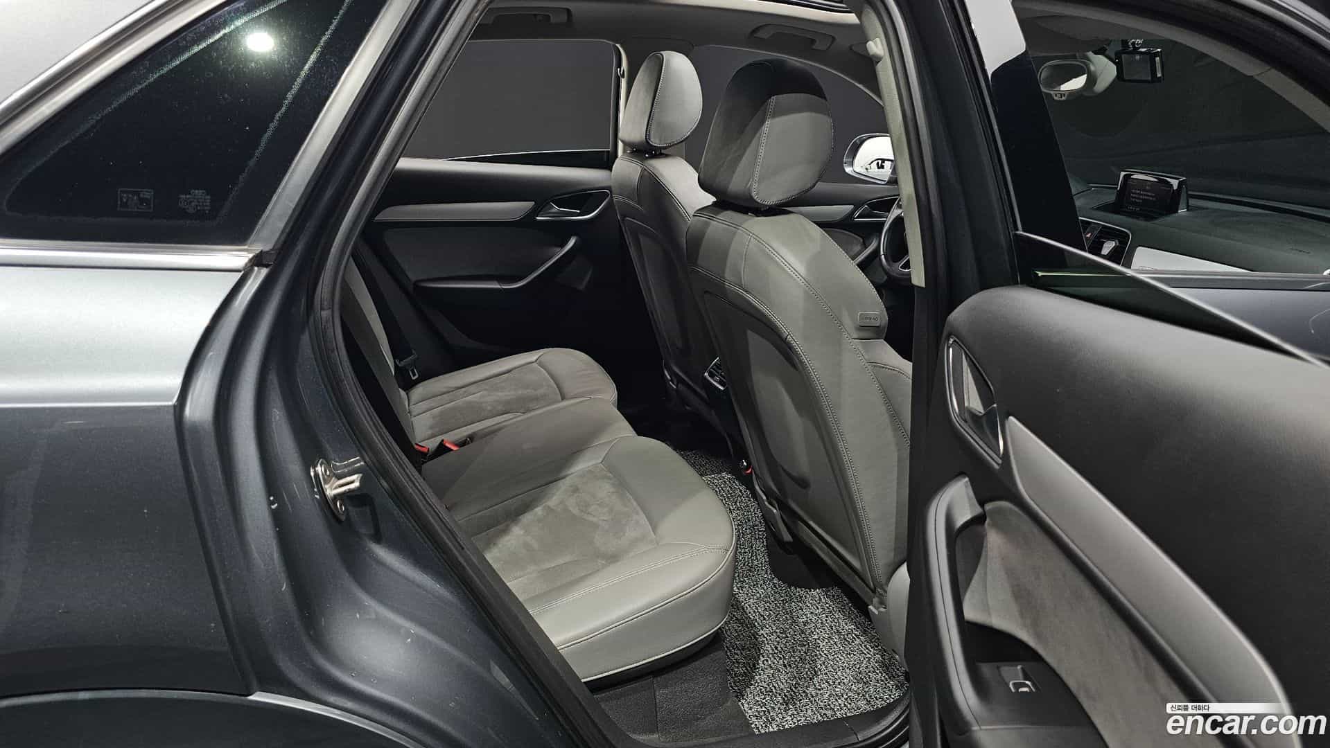 Q3 Audi 2015.6-INNER-036