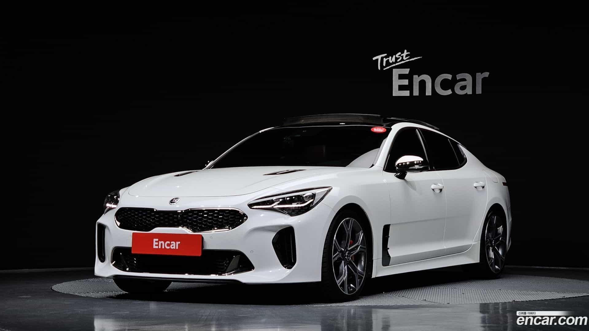 Stinger Kia 2017.5-OUTER-001