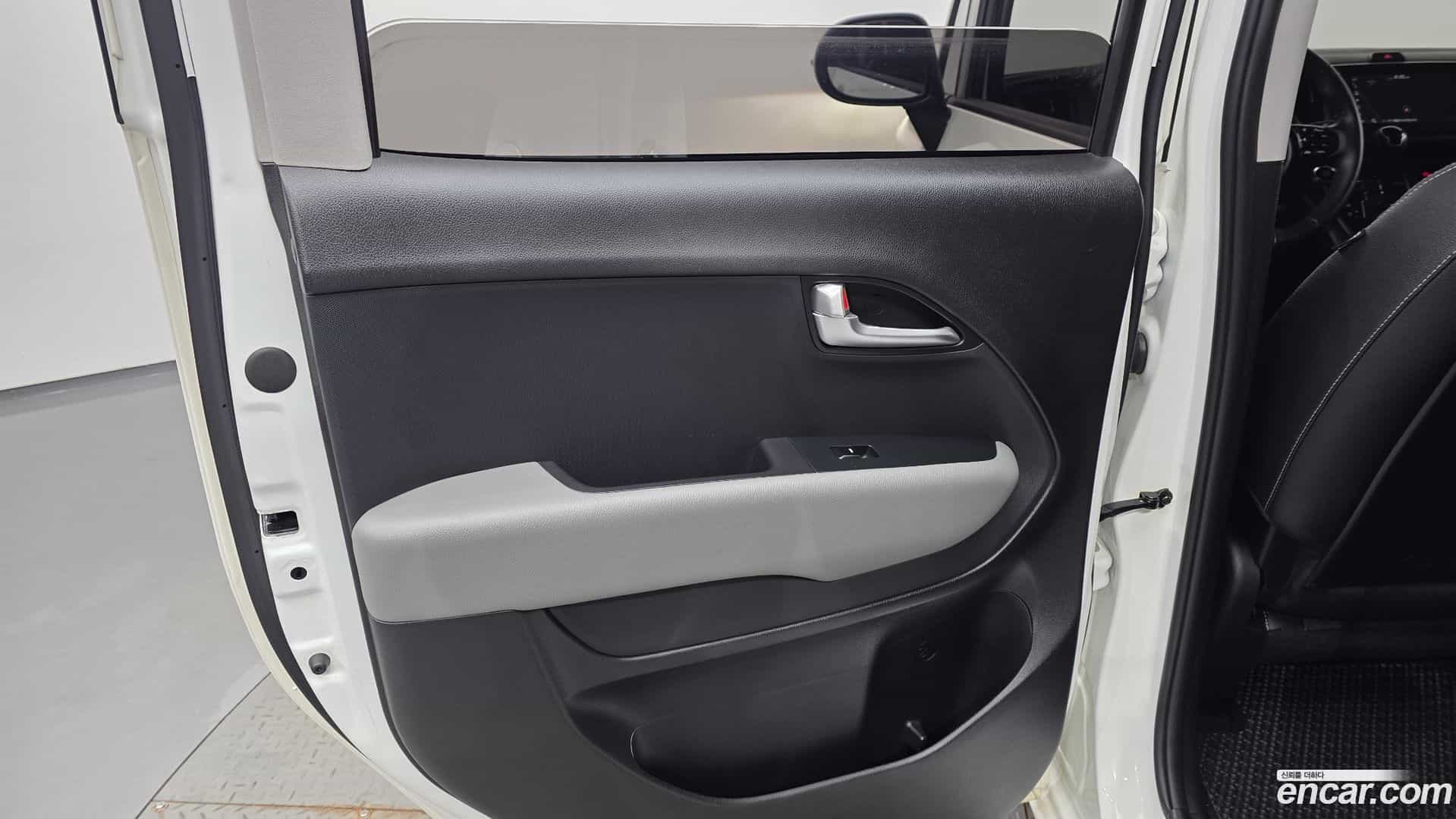RAY Kia 2023.3-INNER-035