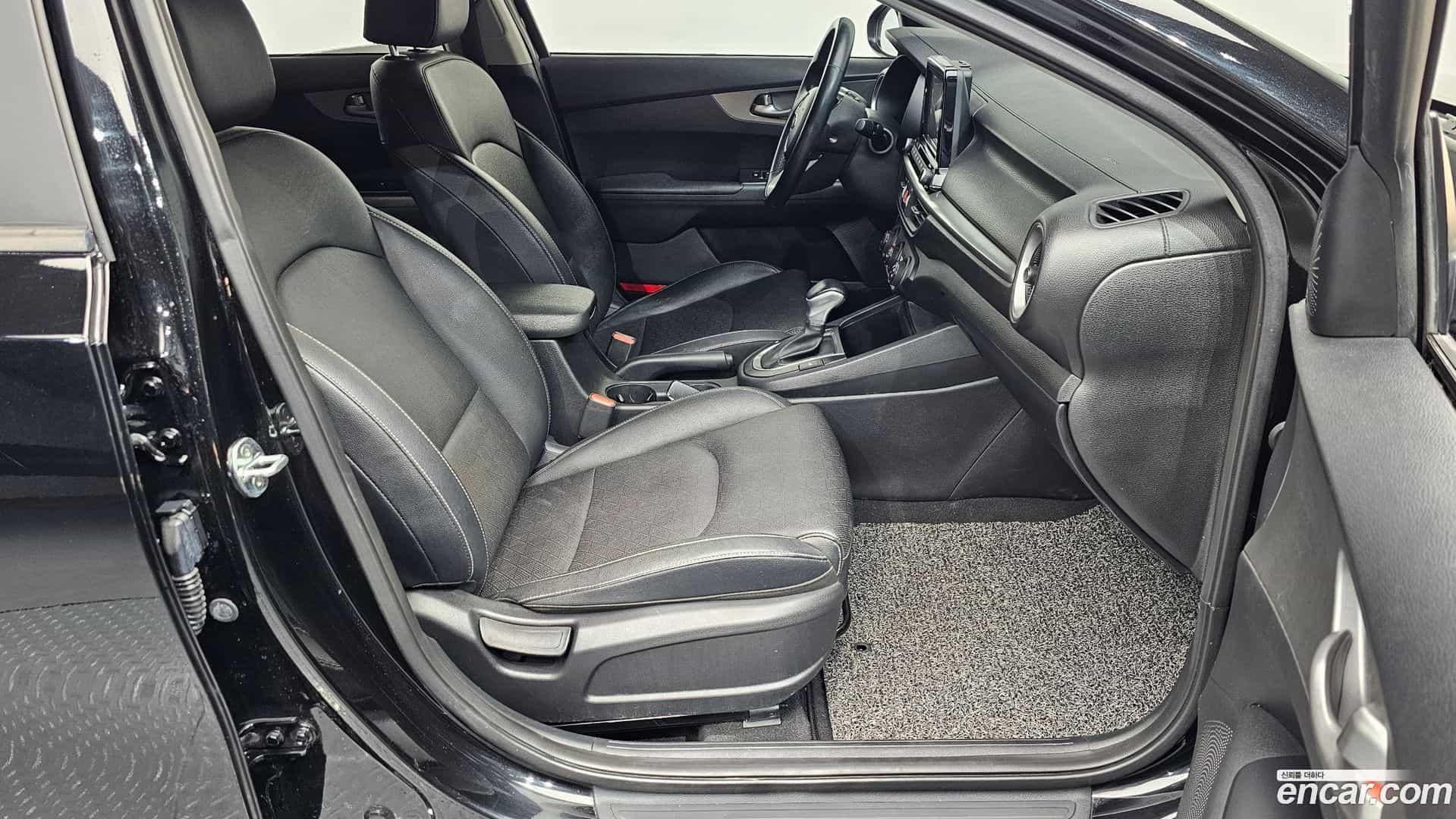 K3 Kia 2021.0-OPTION-016