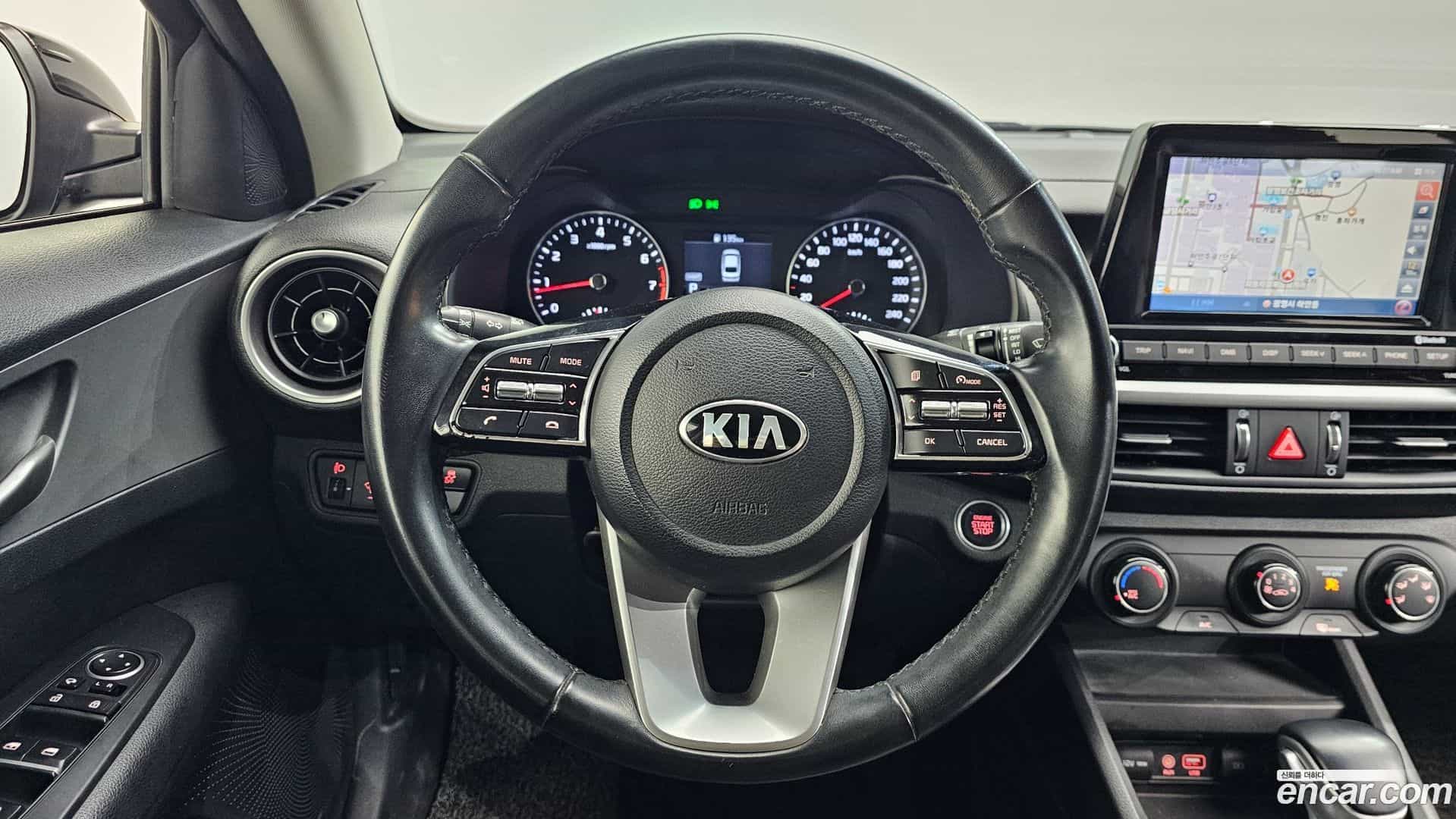 K3 Kia 2021.0-OPTION-018