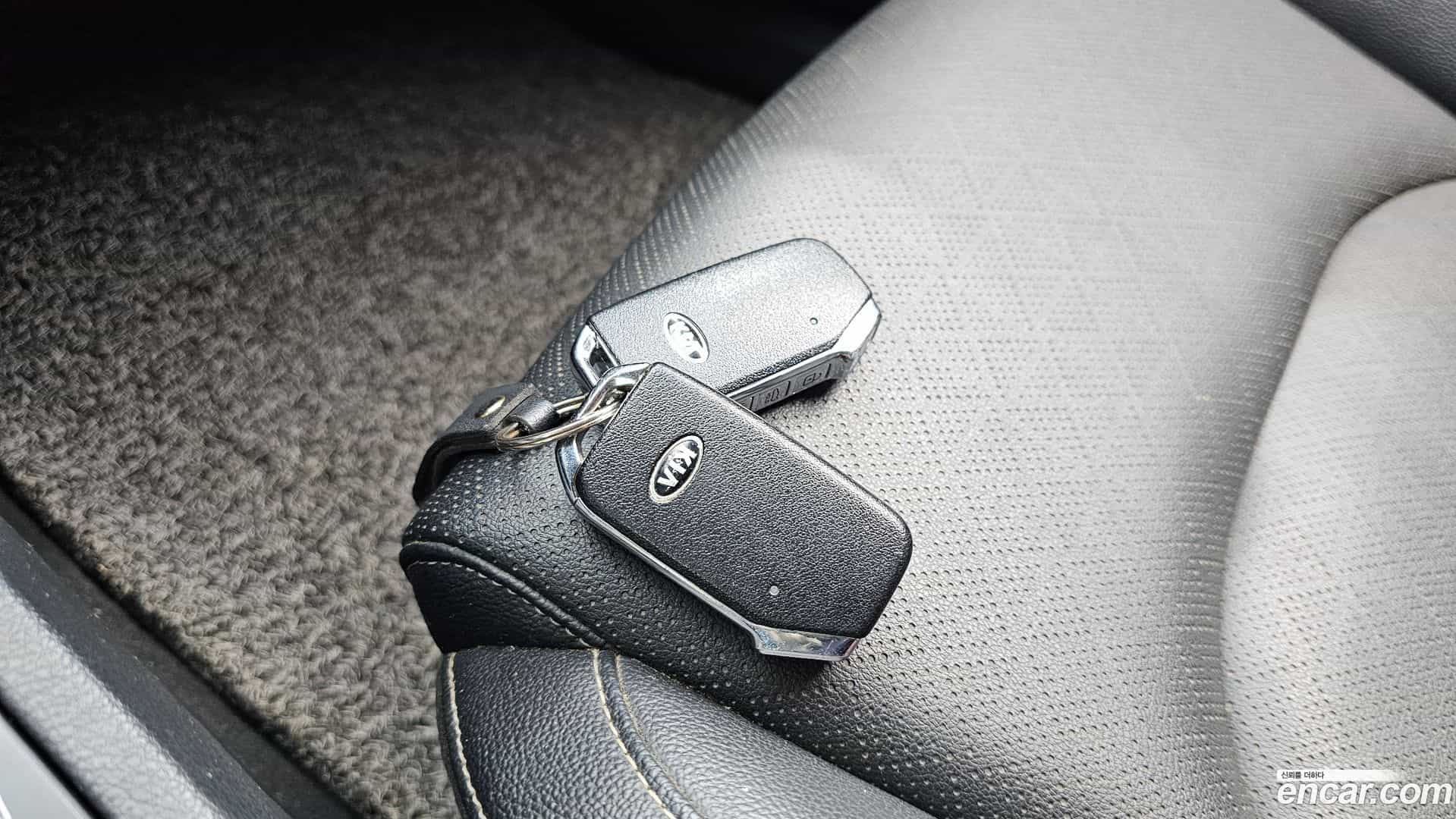 K3 Kia 2021.0-OPTION-043