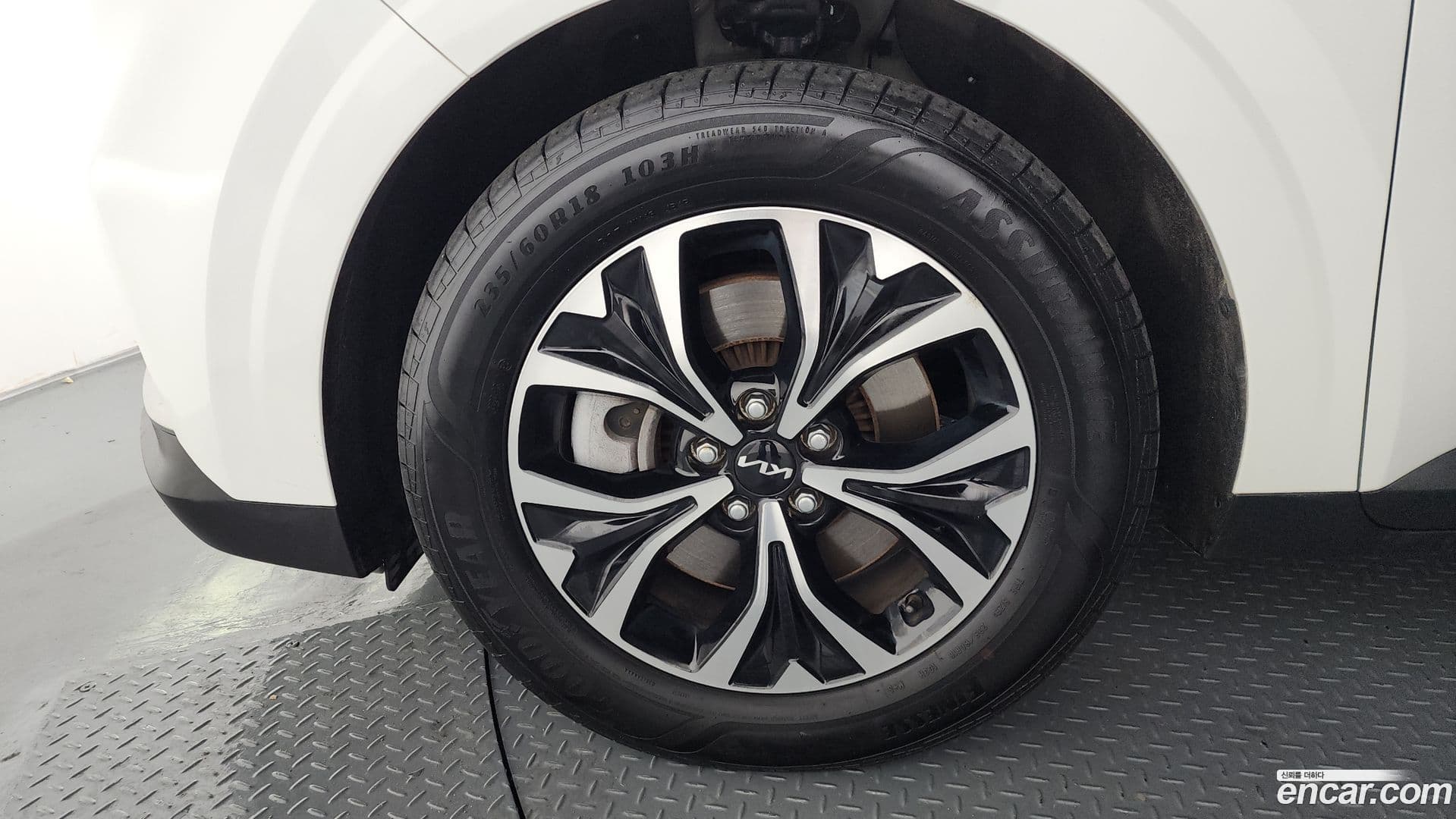 Main__Slider__Photo:Canival Kia 2022.3-4