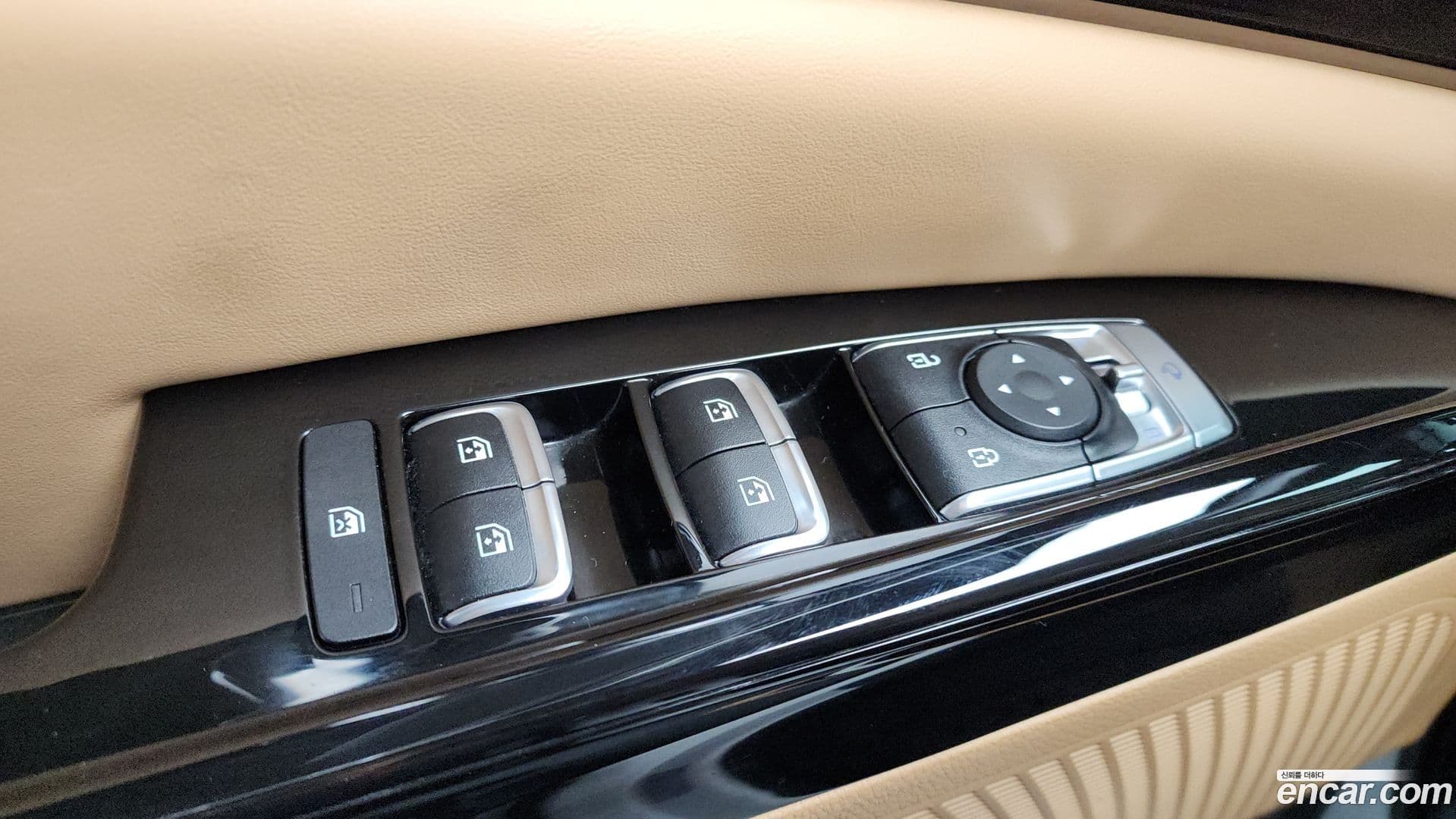 Main__Slider__Photo:Canival Kia 2022.3-19